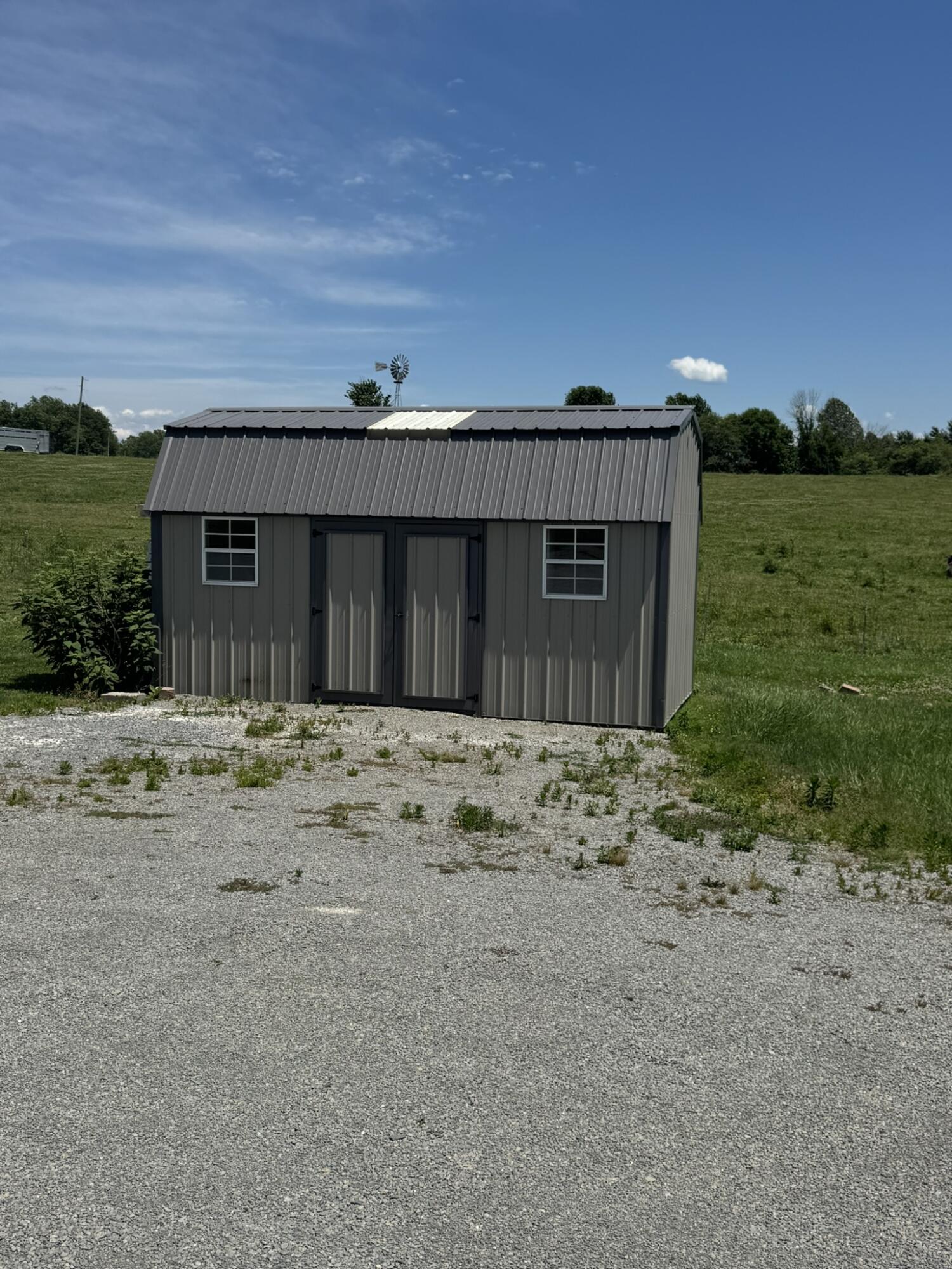 2106 Ky-379 Property Photo 4