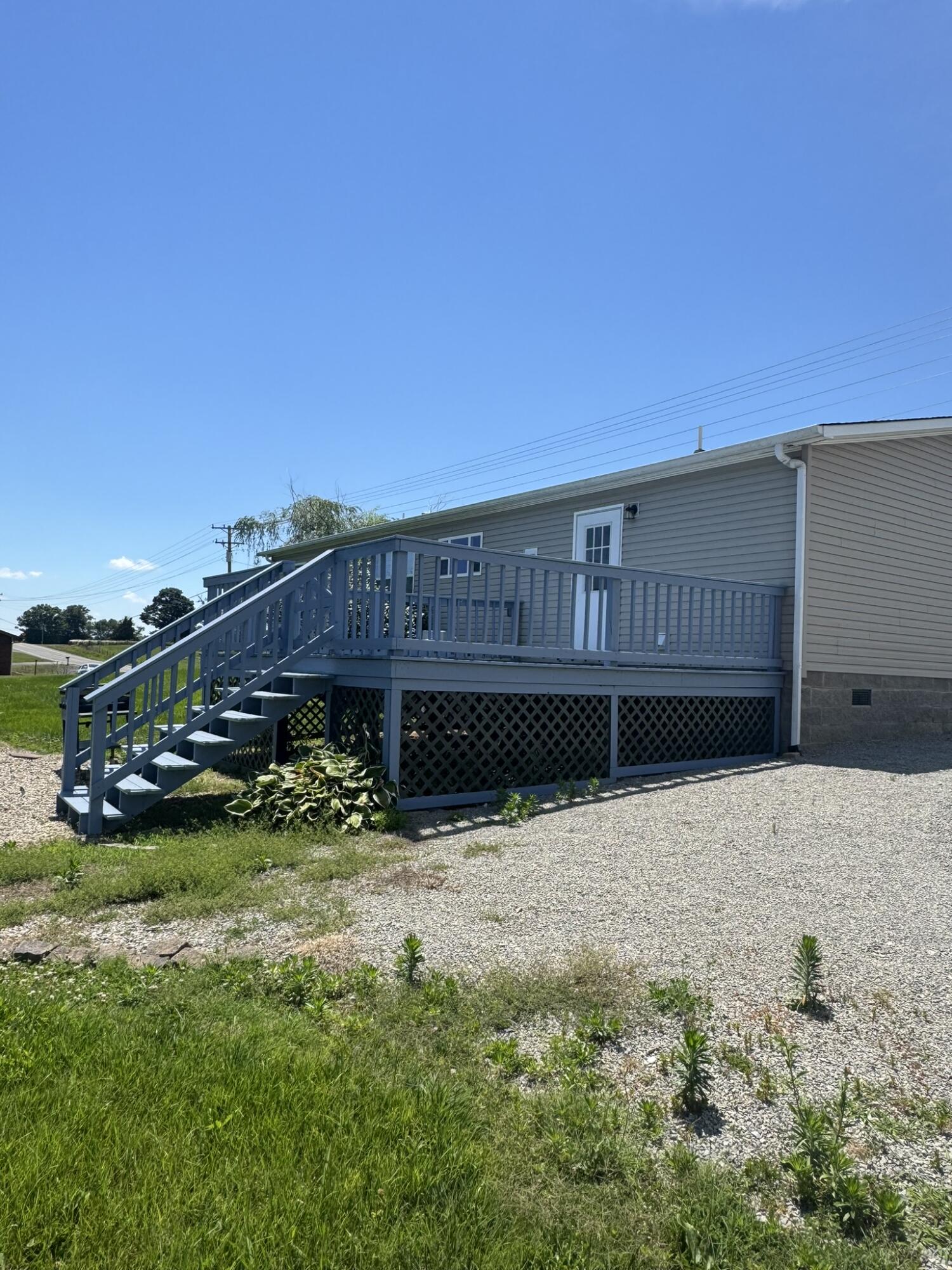 2106 Ky-379 Property Photo 5