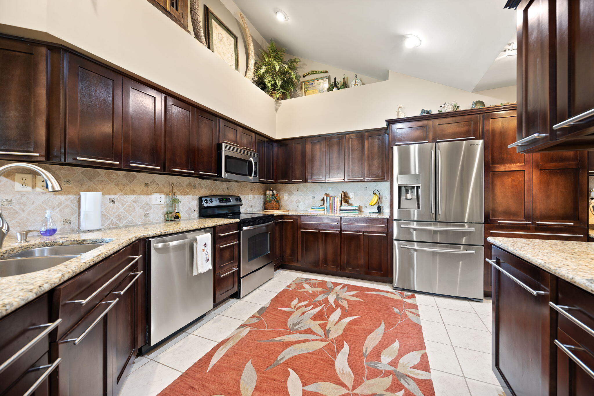413 Deer Lake Place Property Photo 23
