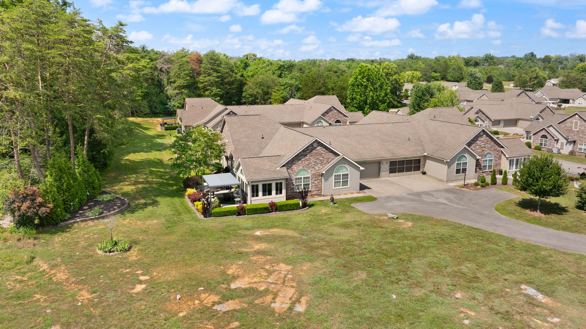 413 Deer Lake Place Property Photo 57