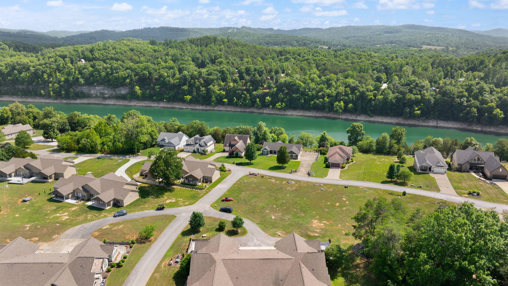 413 Deer Lake Place Property Photo 63