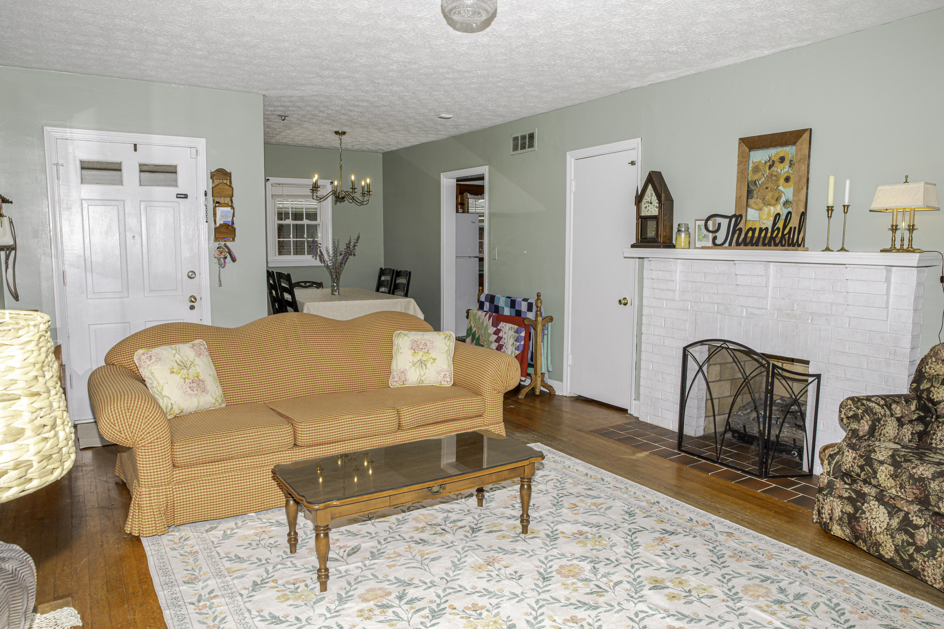 708 N Maple Avenue Property Photo 5