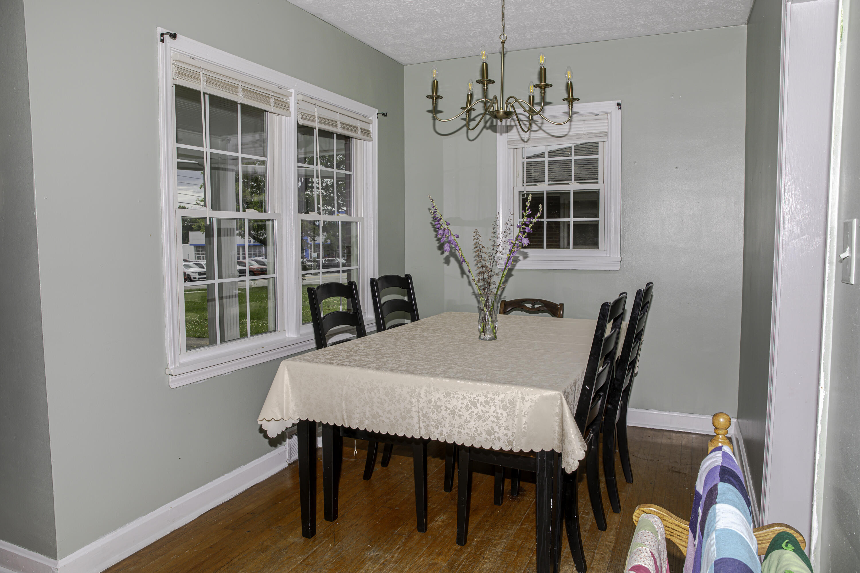 708 N Maple Avenue Property Photo 6