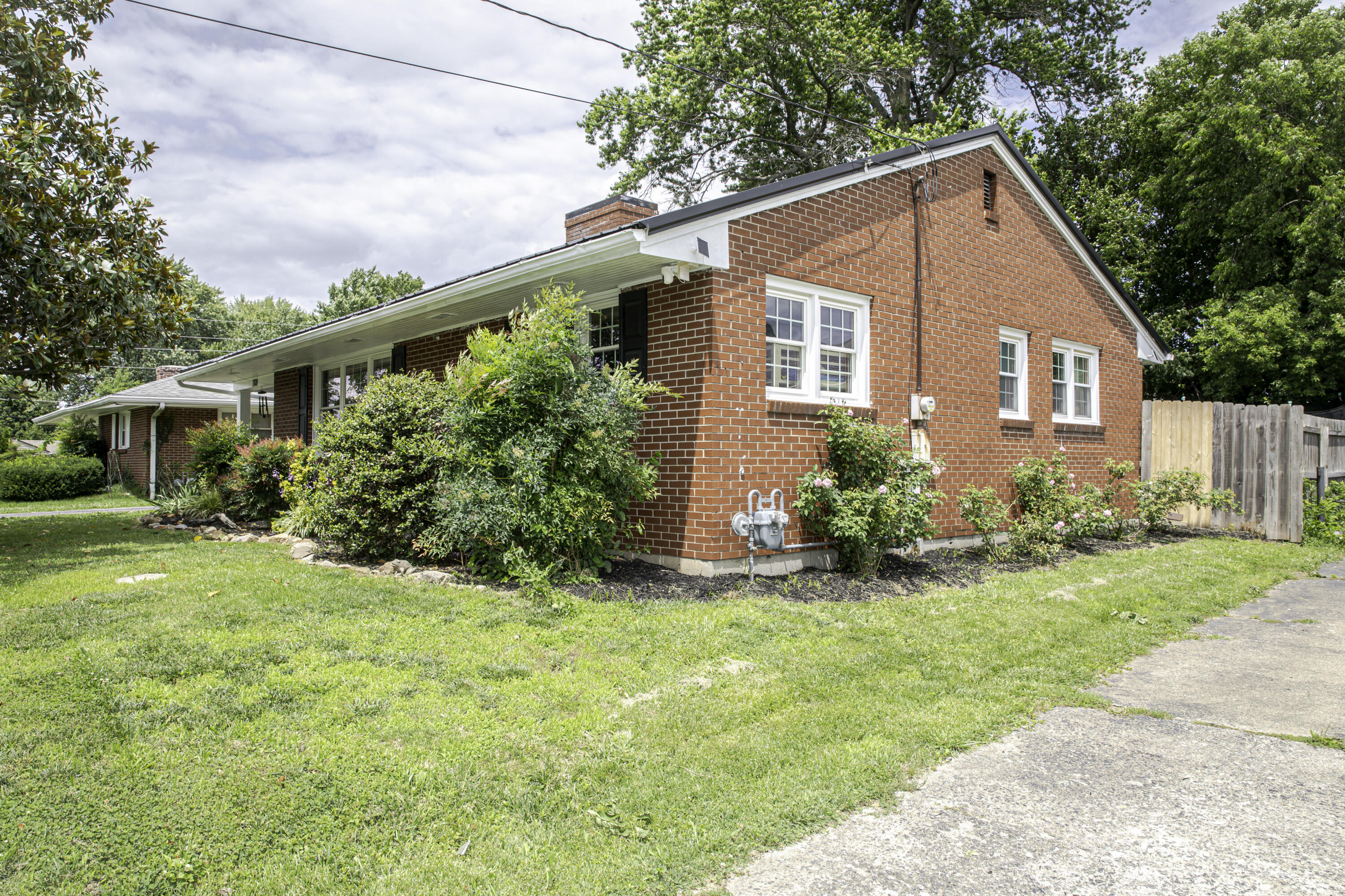 708 N Maple Avenue Property Photo 17