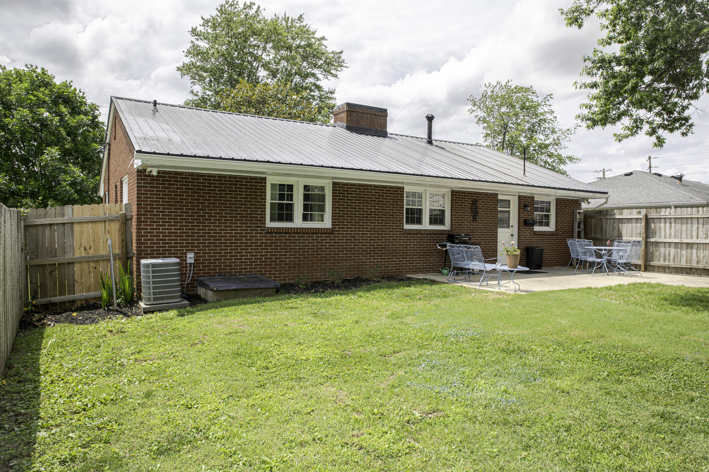 708 N Maple Avenue Property Photo 18