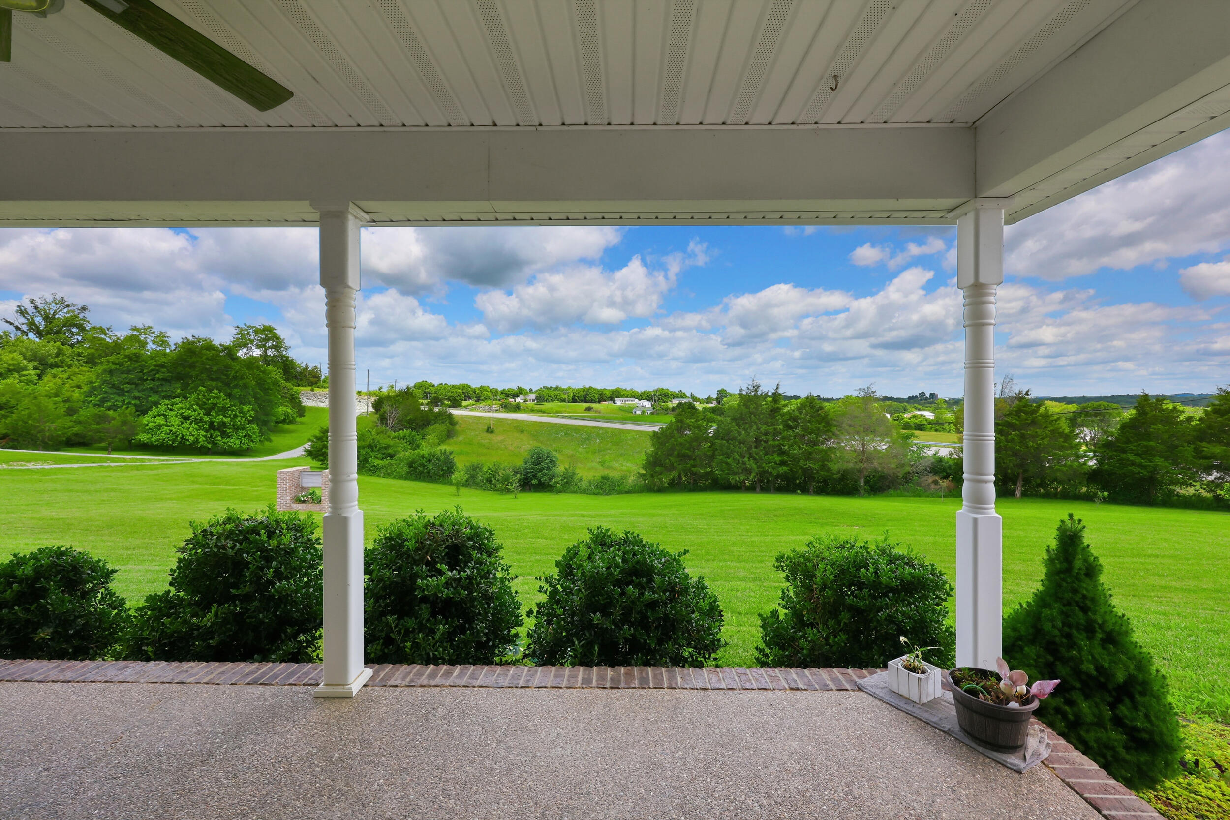 714 Cedar Ridge Road Property Photo 9
