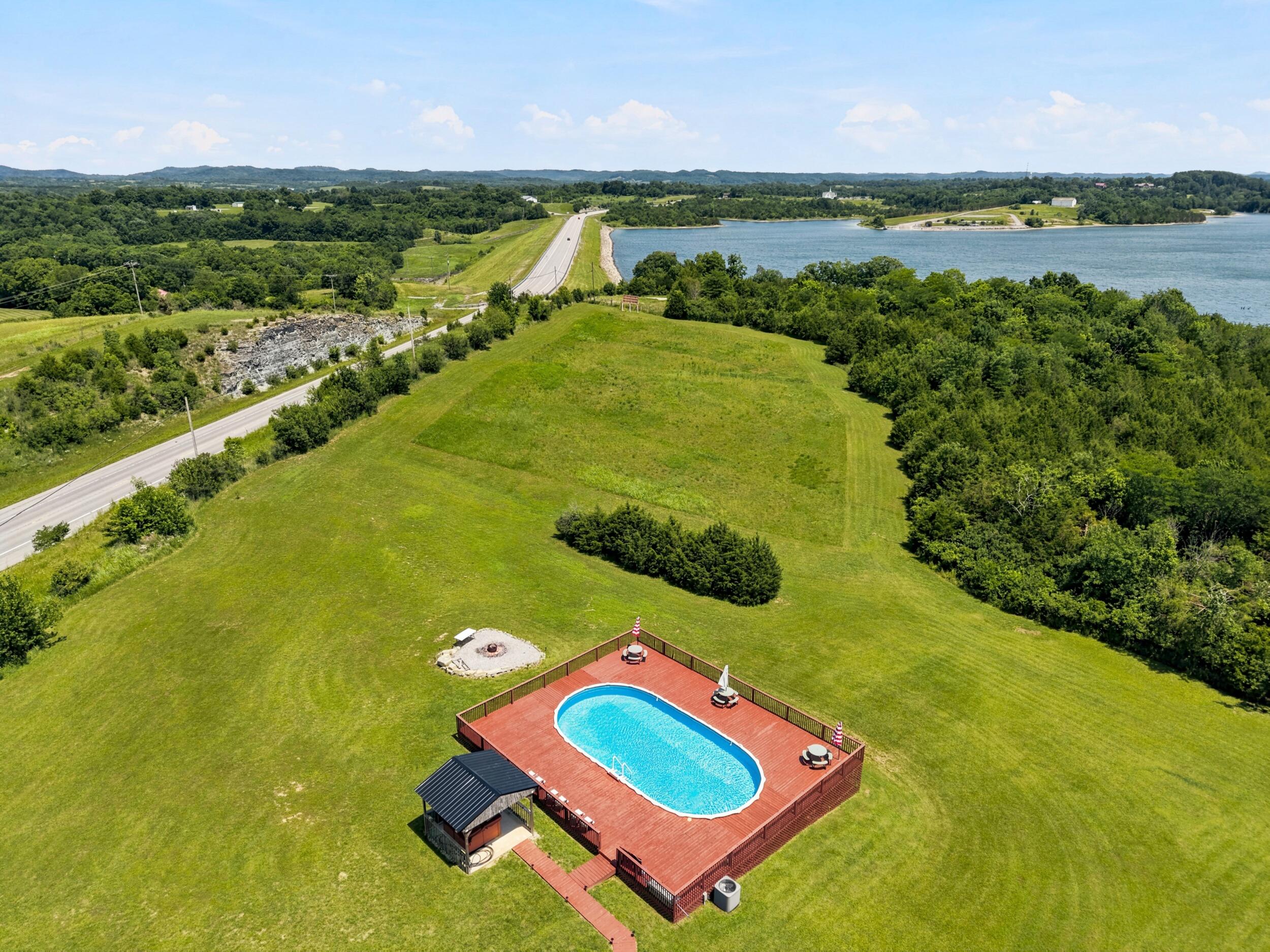 714 Cedar Ridge Road Property Photo 18