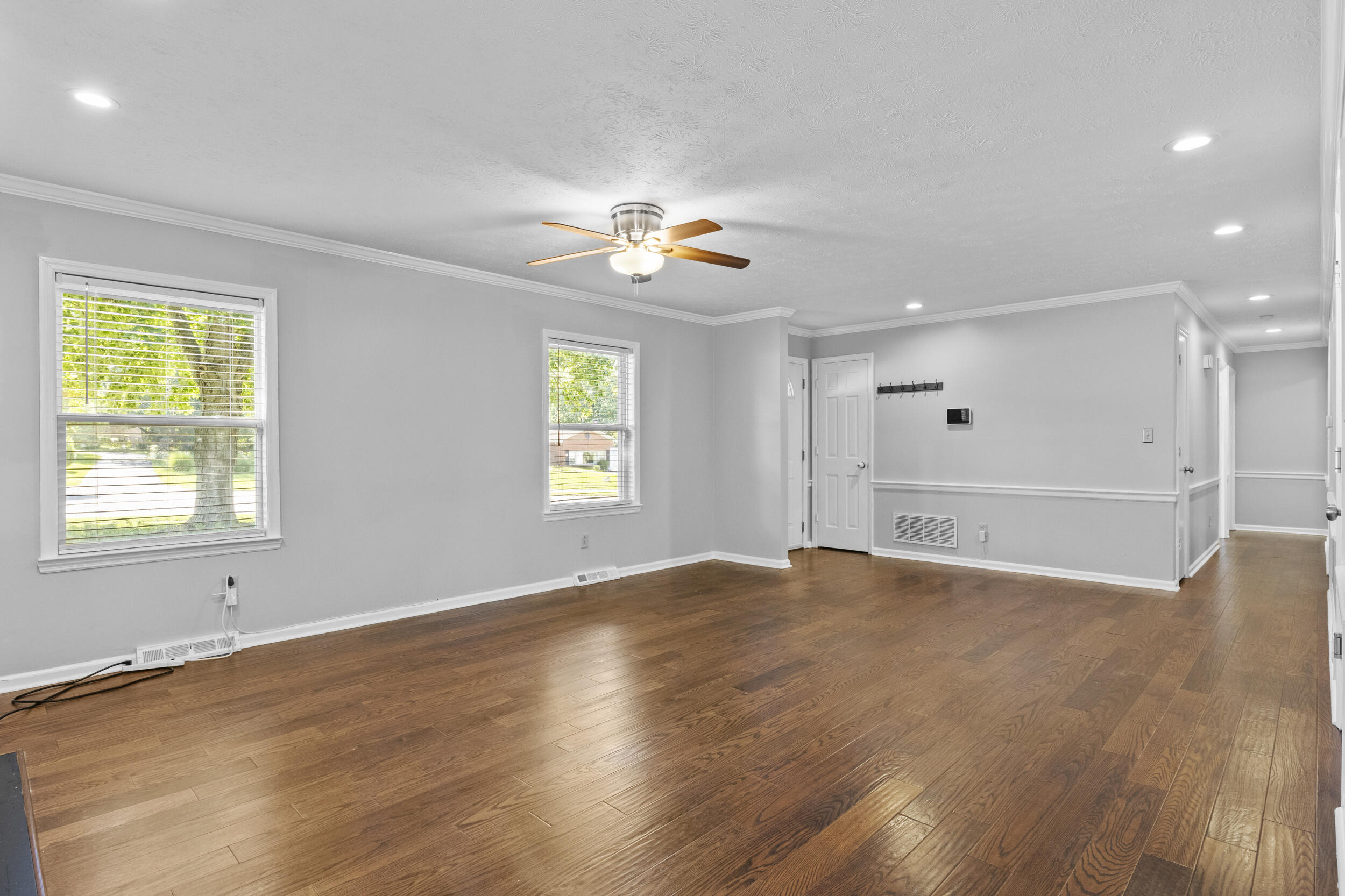 3483 Lansdowne Drive Property Photo 9