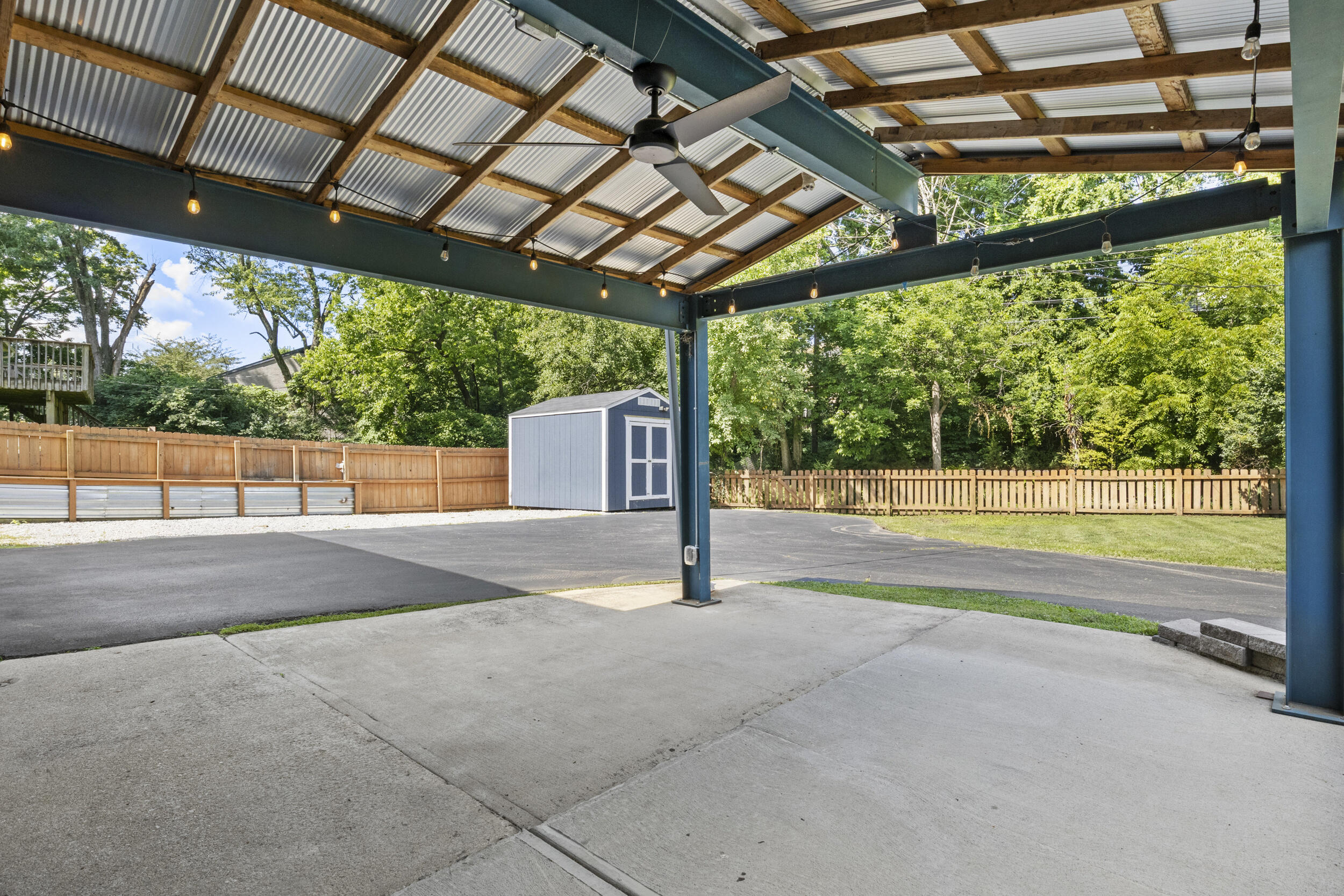 3483 Lansdowne Drive Property Photo 39