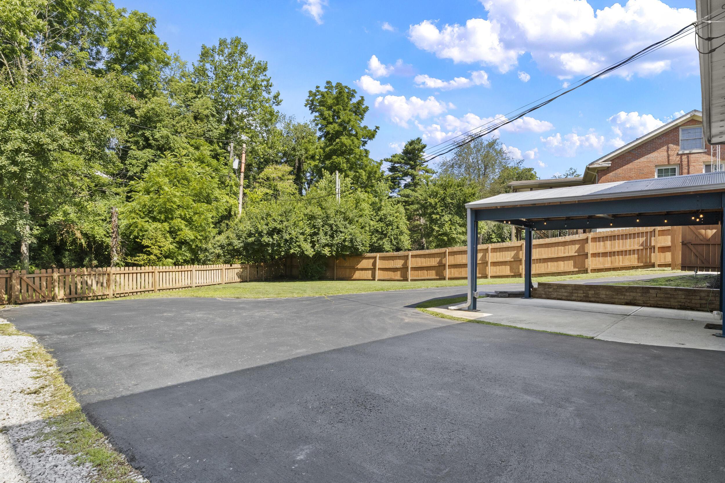 3483 Lansdowne Drive Property Photo 42