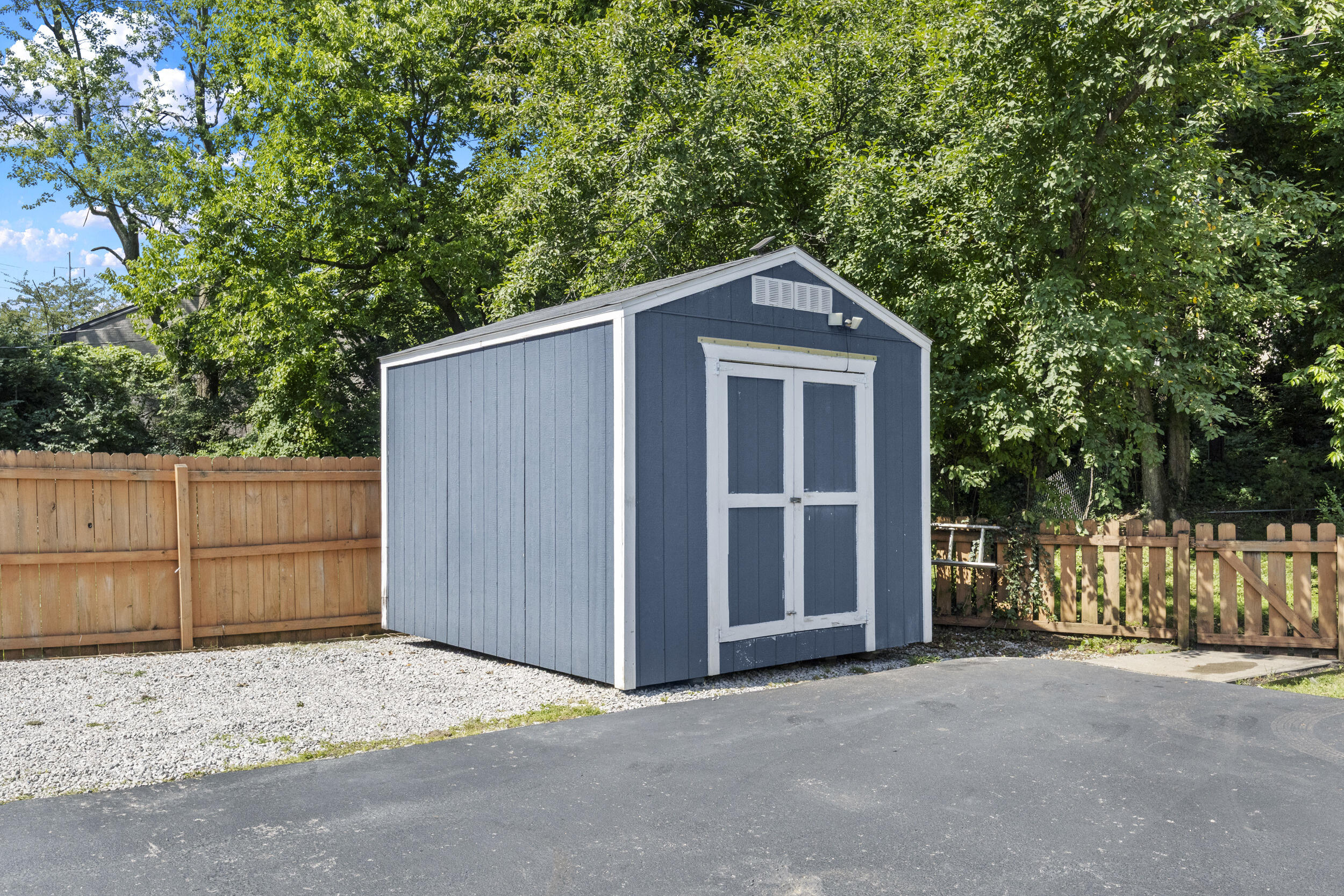 3483 Lansdowne Drive Property Photo 43