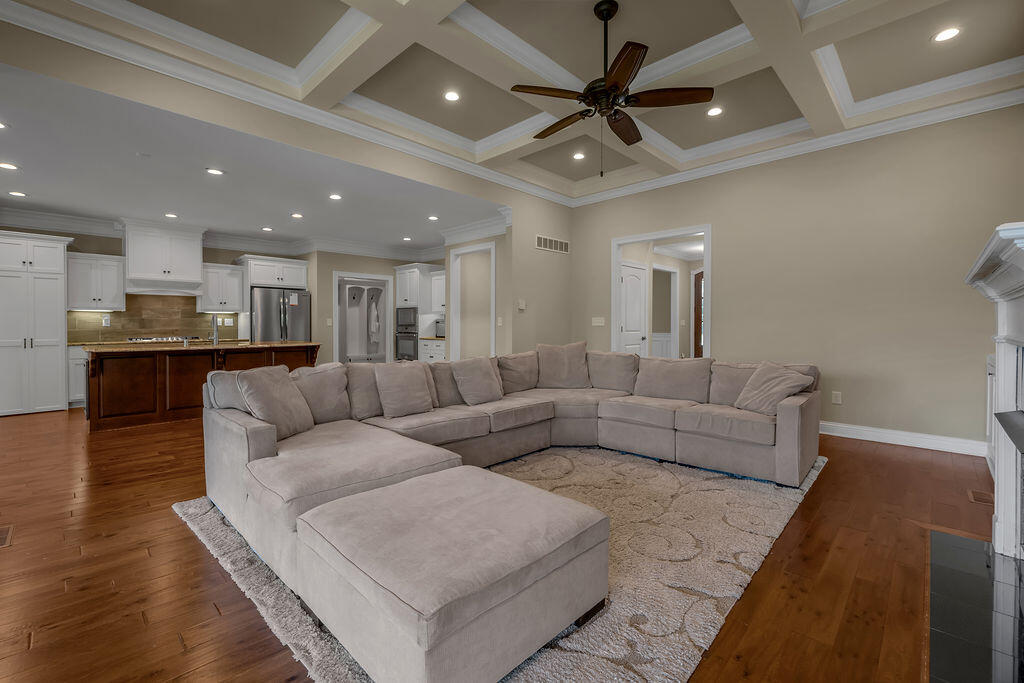 3753 Branham Park Property Photo 9