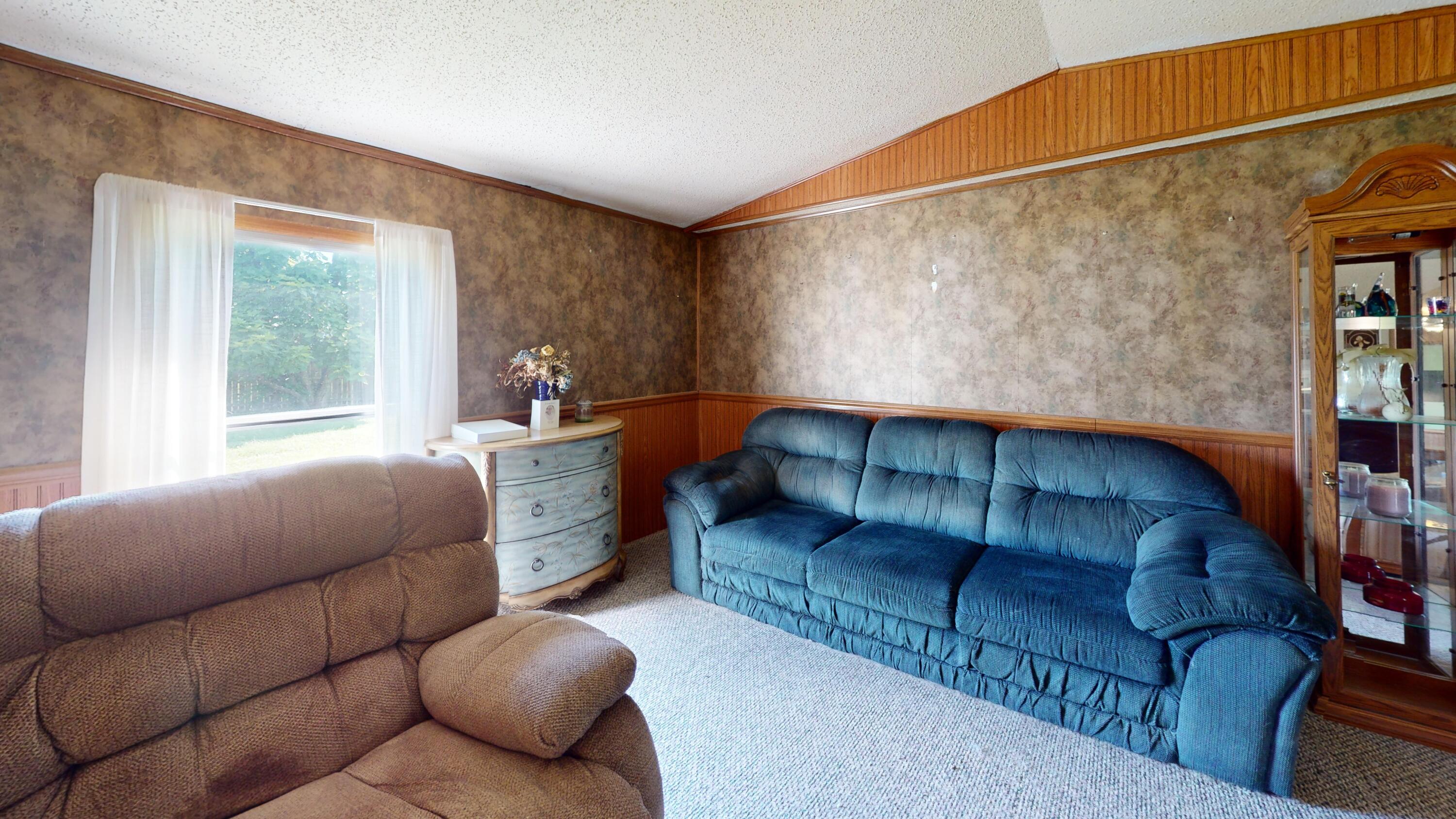 221 Silverhawk Rd Road Property Photo 8