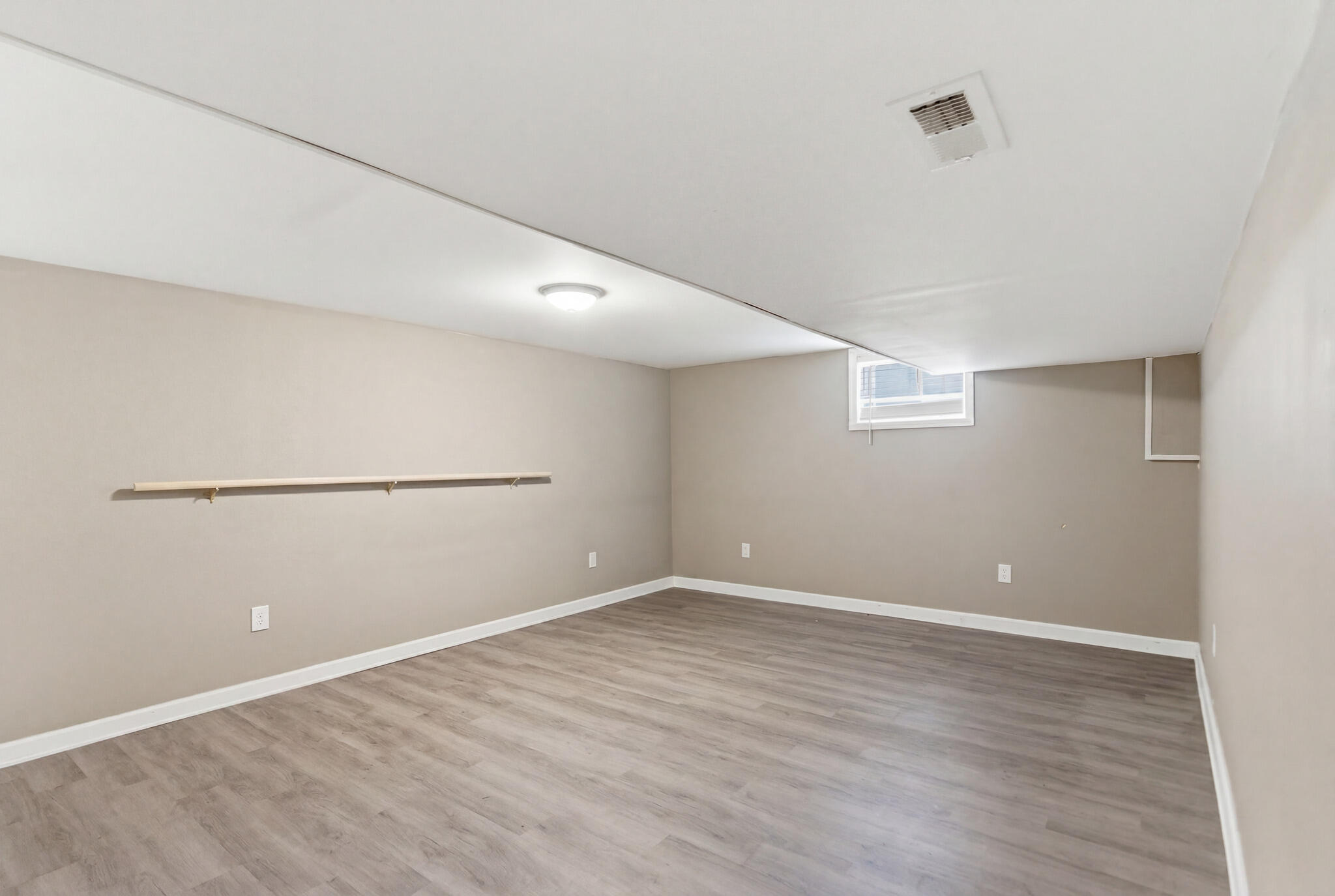 5666 Winchester Road Property Photo 31