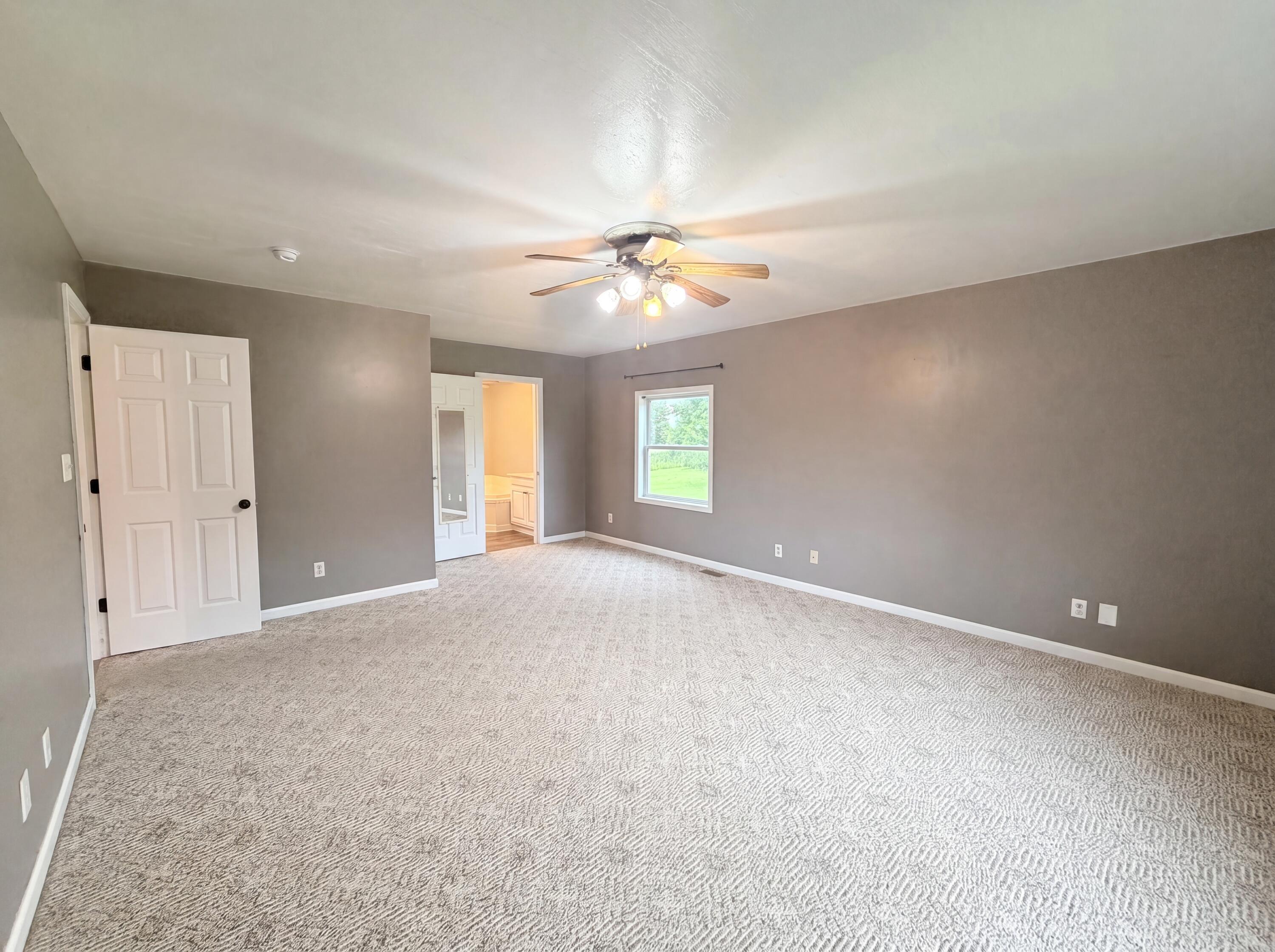 144 Lizzie Wallin Property Photo 4