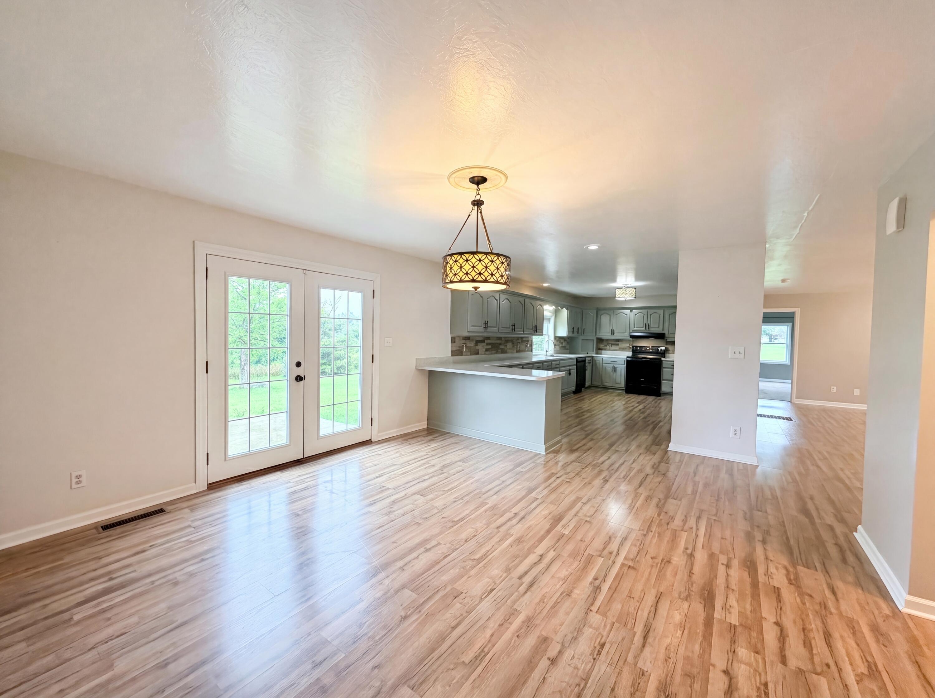 144 Lizzie Wallin Property Photo 6