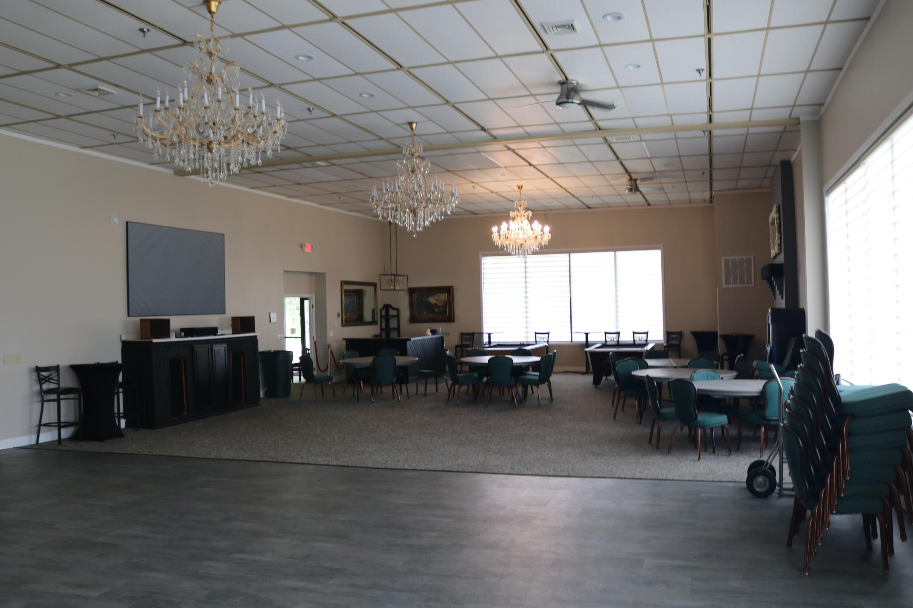 800 N Lakeshore Drive Property Photo 15