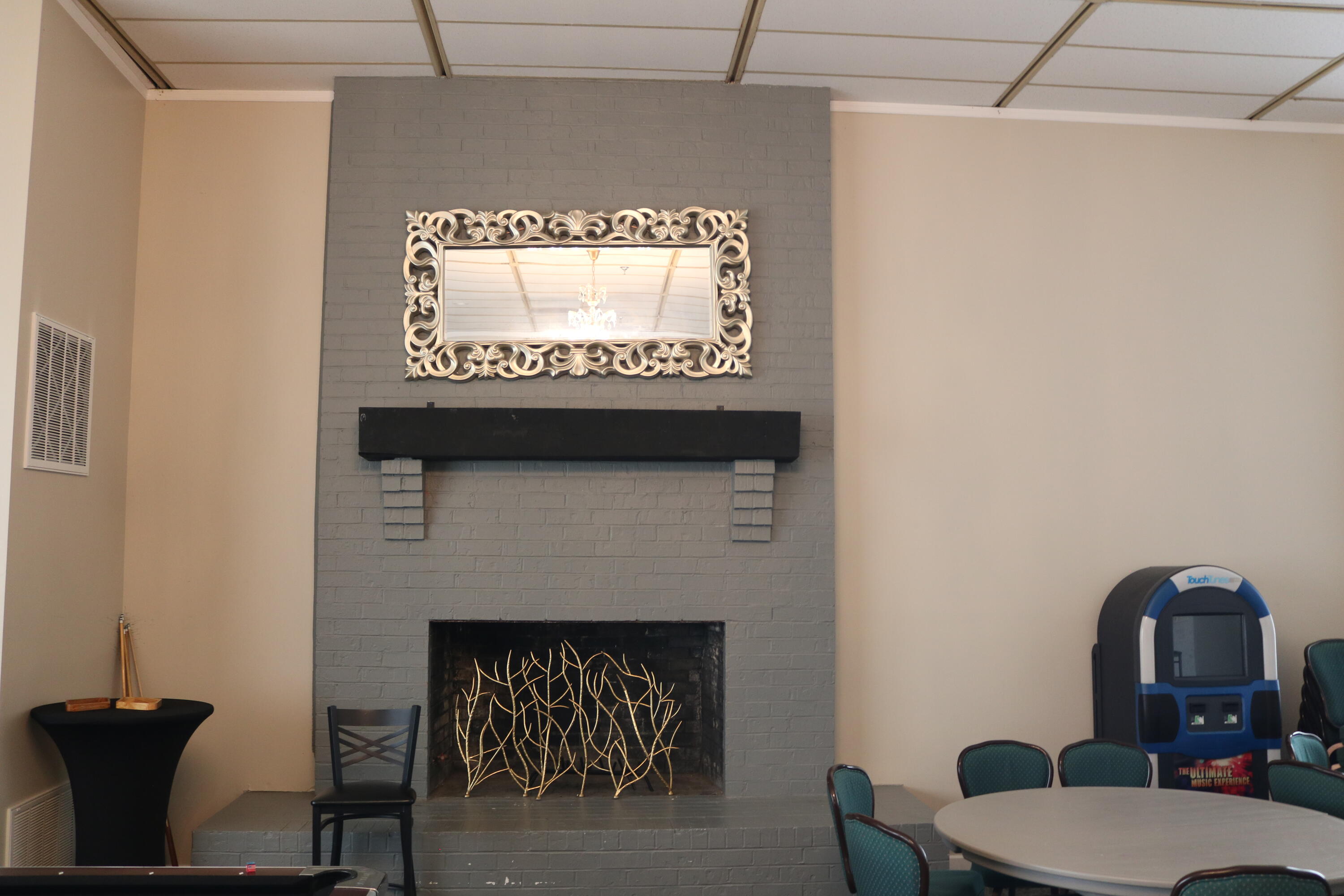 800 N Lakeshore Drive Property Photo 17