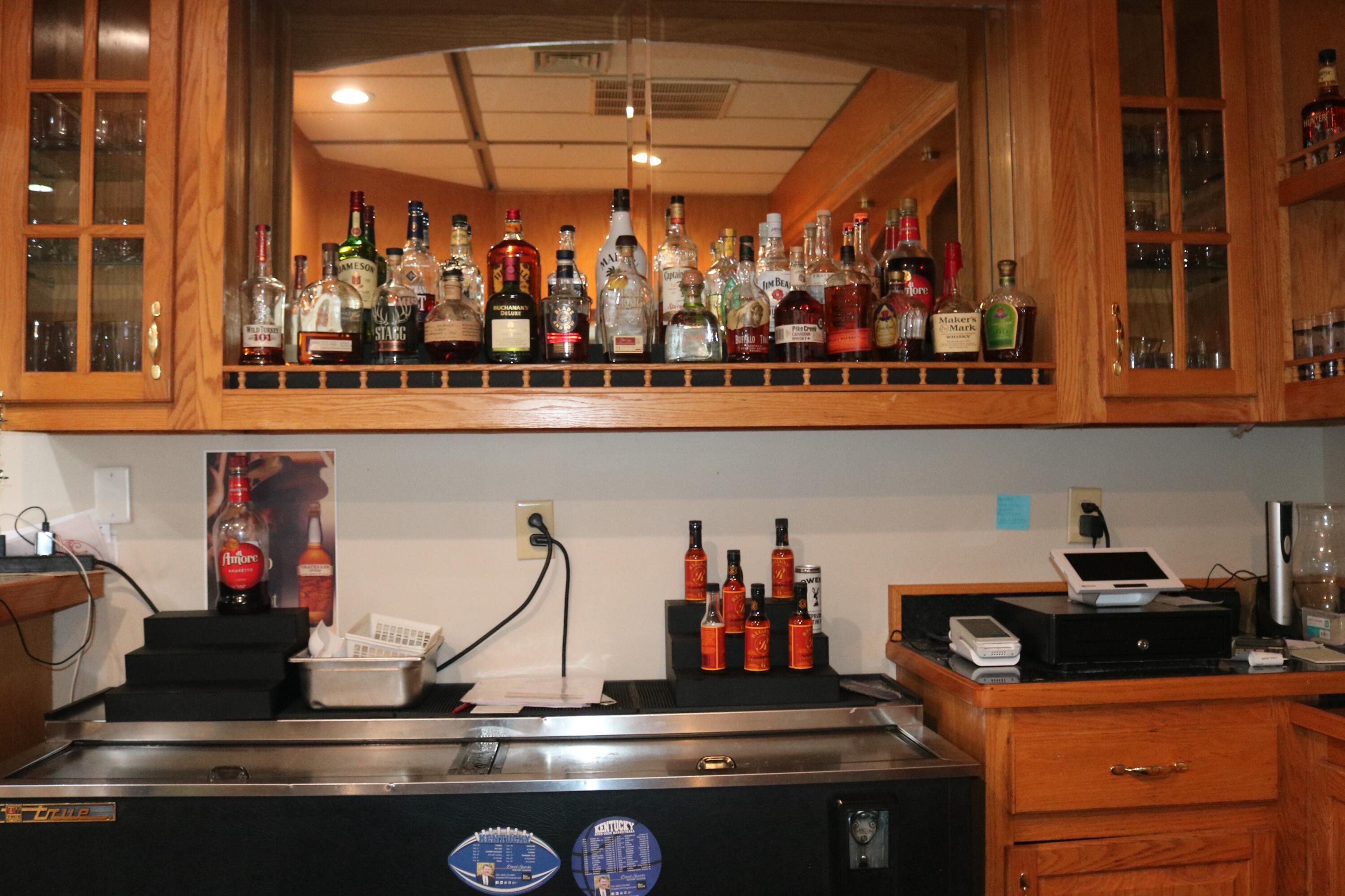 800 N Lakeshore Drive Property Photo 29