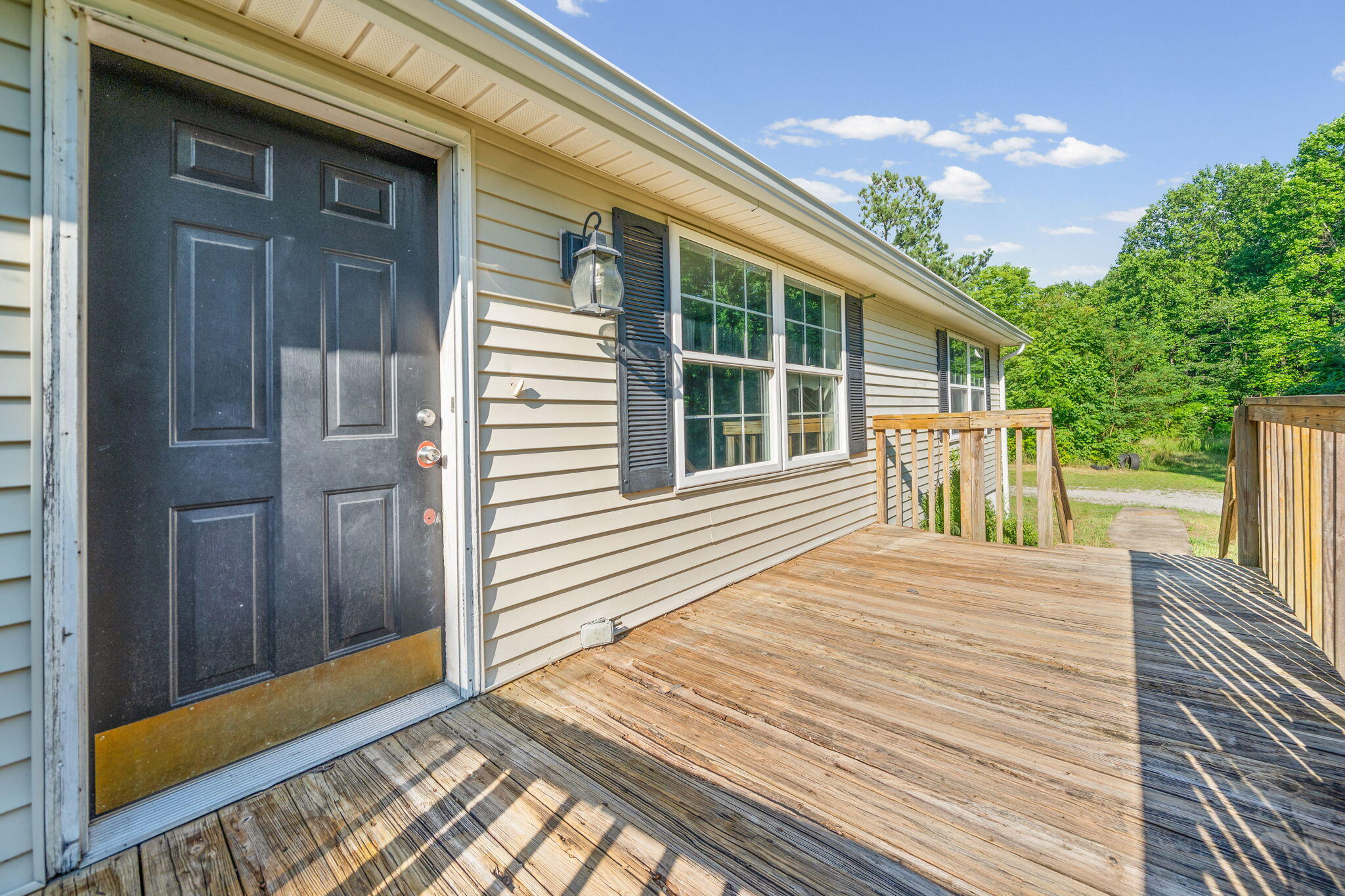 6190 Latham Road Property Photo 6