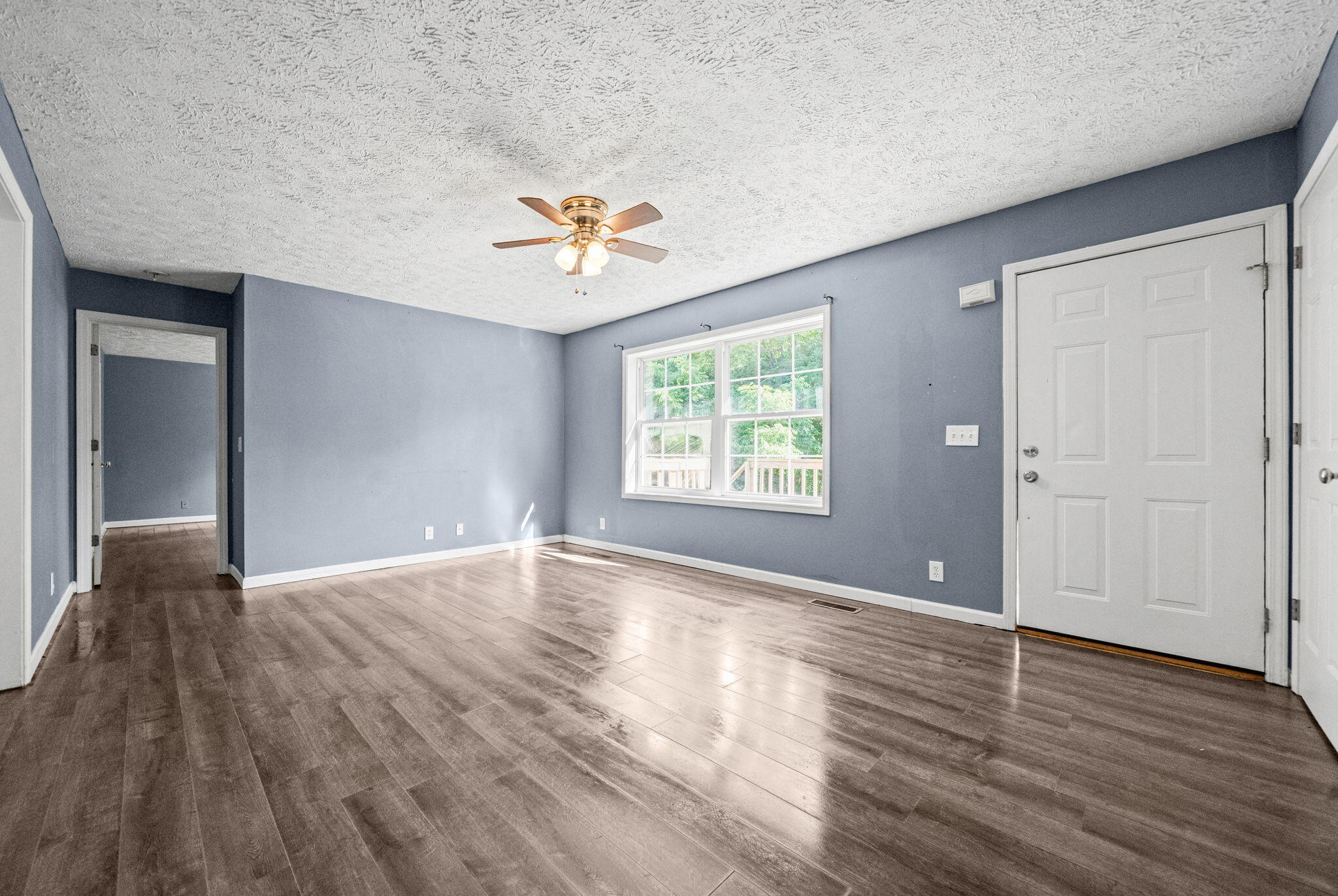 6190 Latham Road Property Photo 8