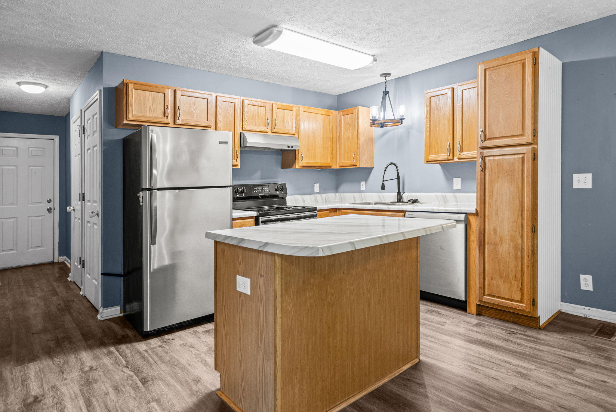 6190 Latham Road Property Photo 11