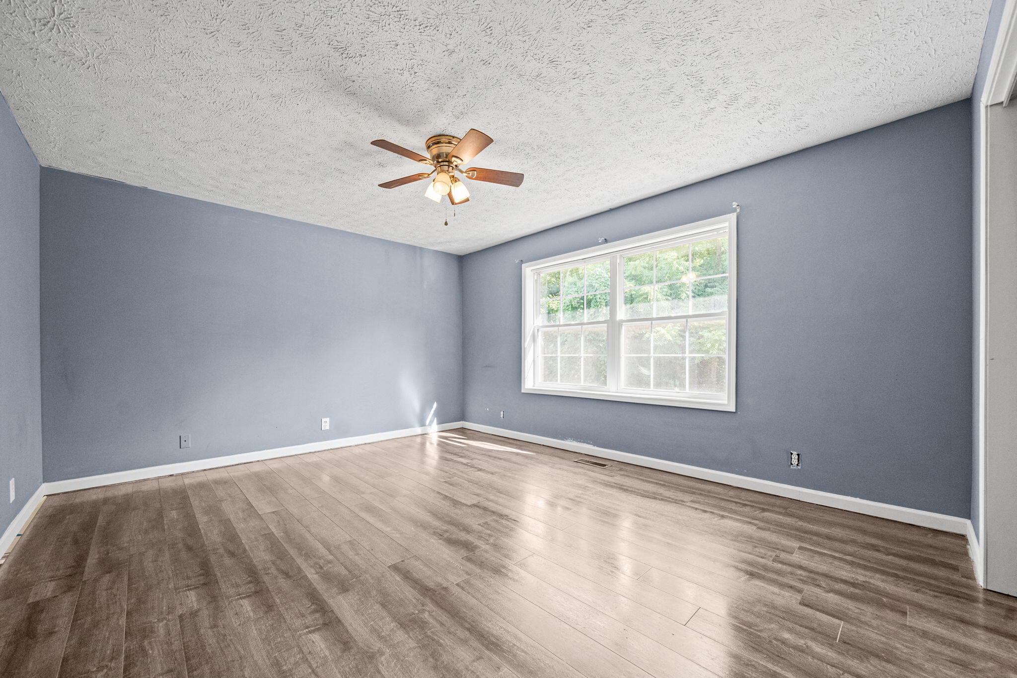 6190 Latham Road Property Photo 13