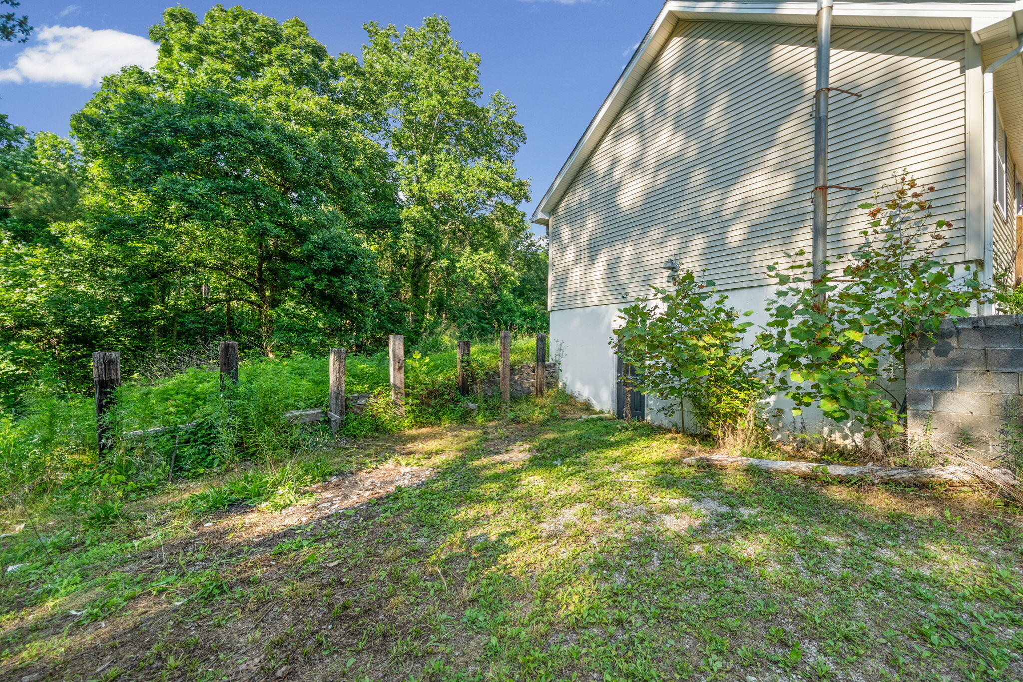 6190 Latham Road Property Photo 26