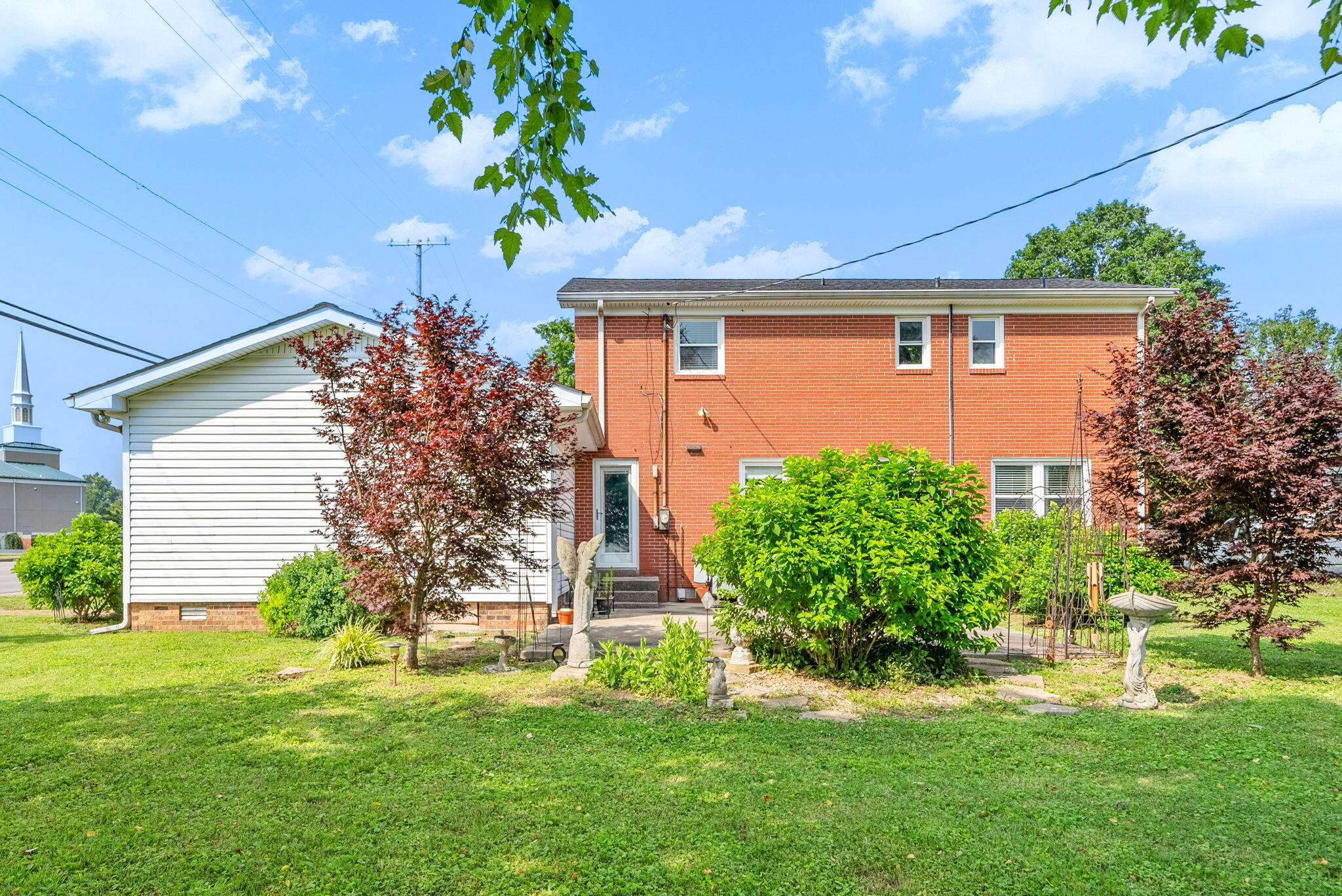 1701 Parkview Drive Property Photo 31