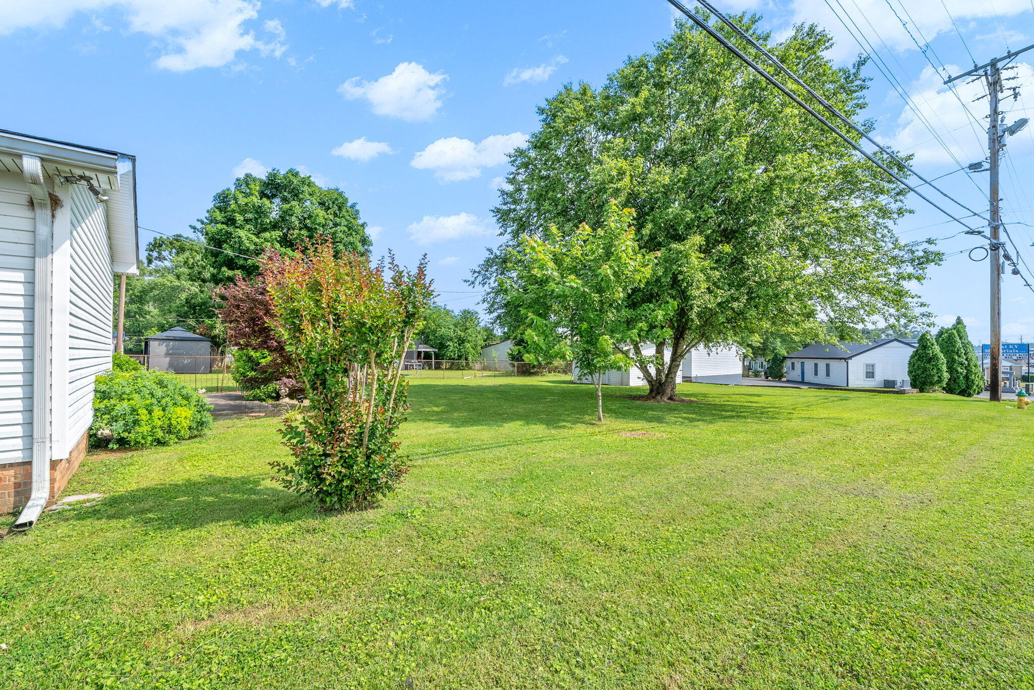 1701 Parkview Drive Property Photo 33