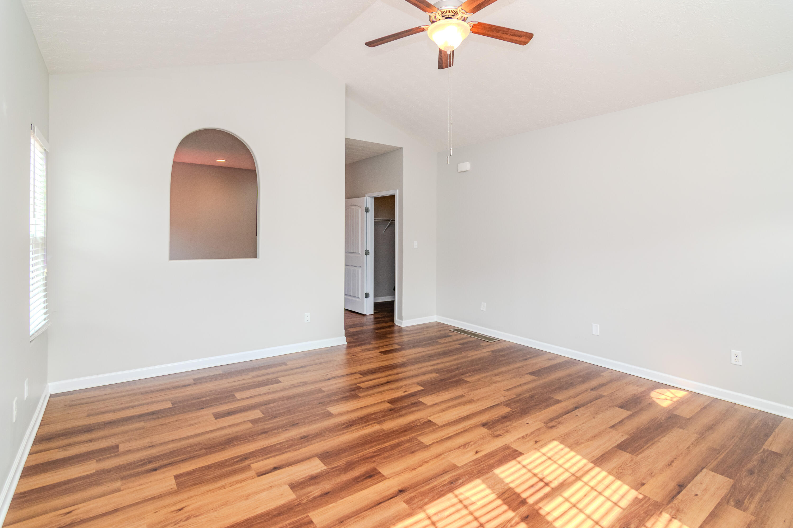 122 Nathan Hale Drive Property Photo 7