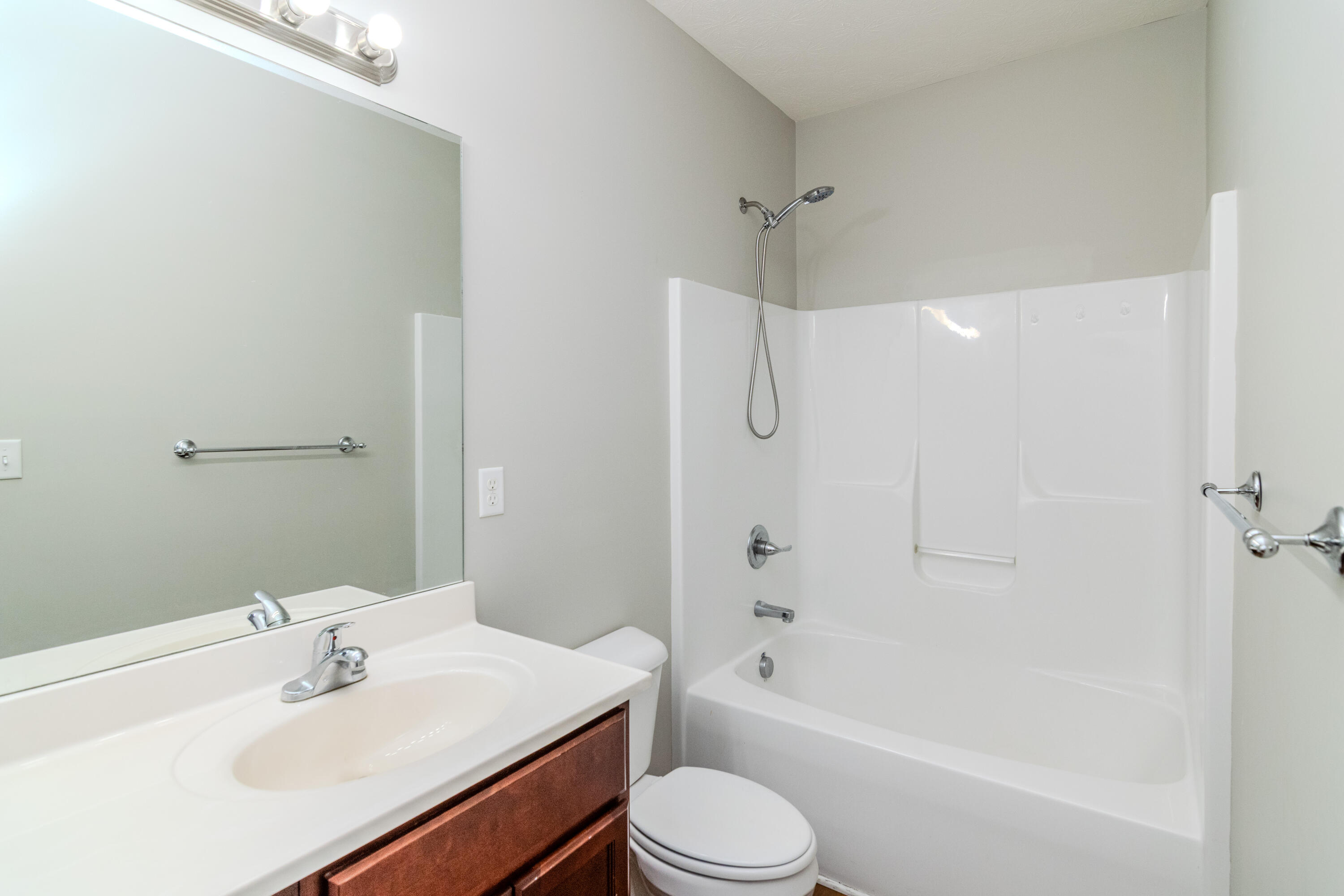 122 Nathan Hale Drive Property Photo 21