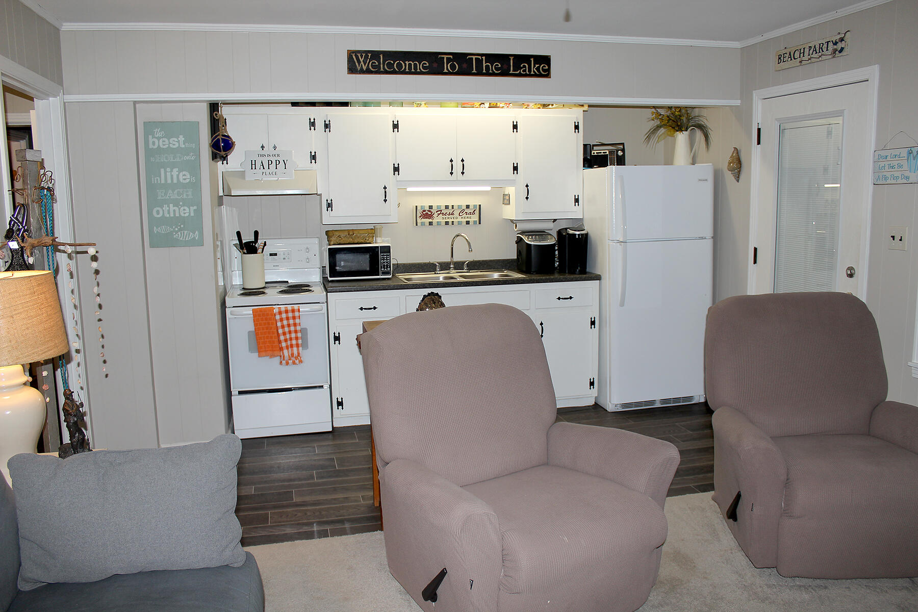 92 Hightide Lane Property Photo 9
