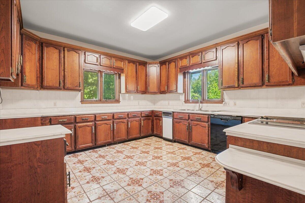 349 Persimmon Frk Lane Property Photo 16