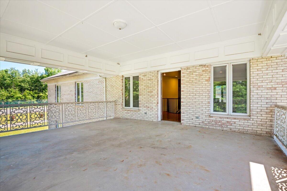 349 Persimmon Frk Lane Property Photo 48