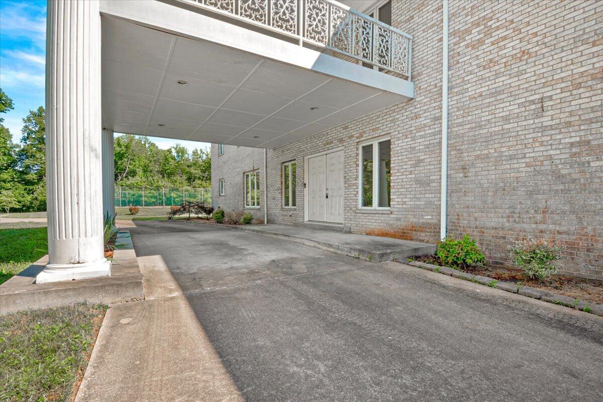 349 Persimmon Frk Lane Property Photo 65