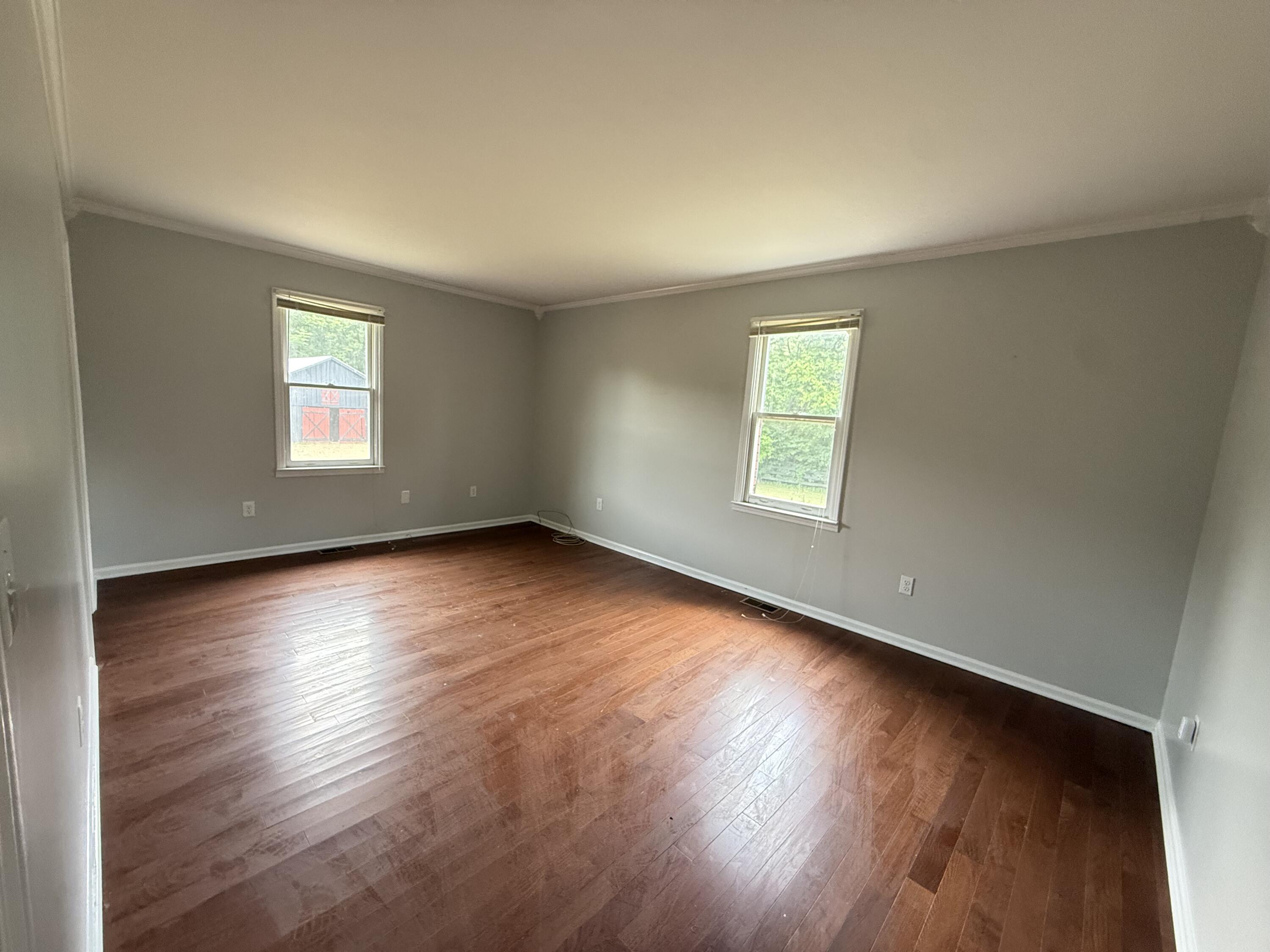 1109 Mitchell Lane Property Photo 9
