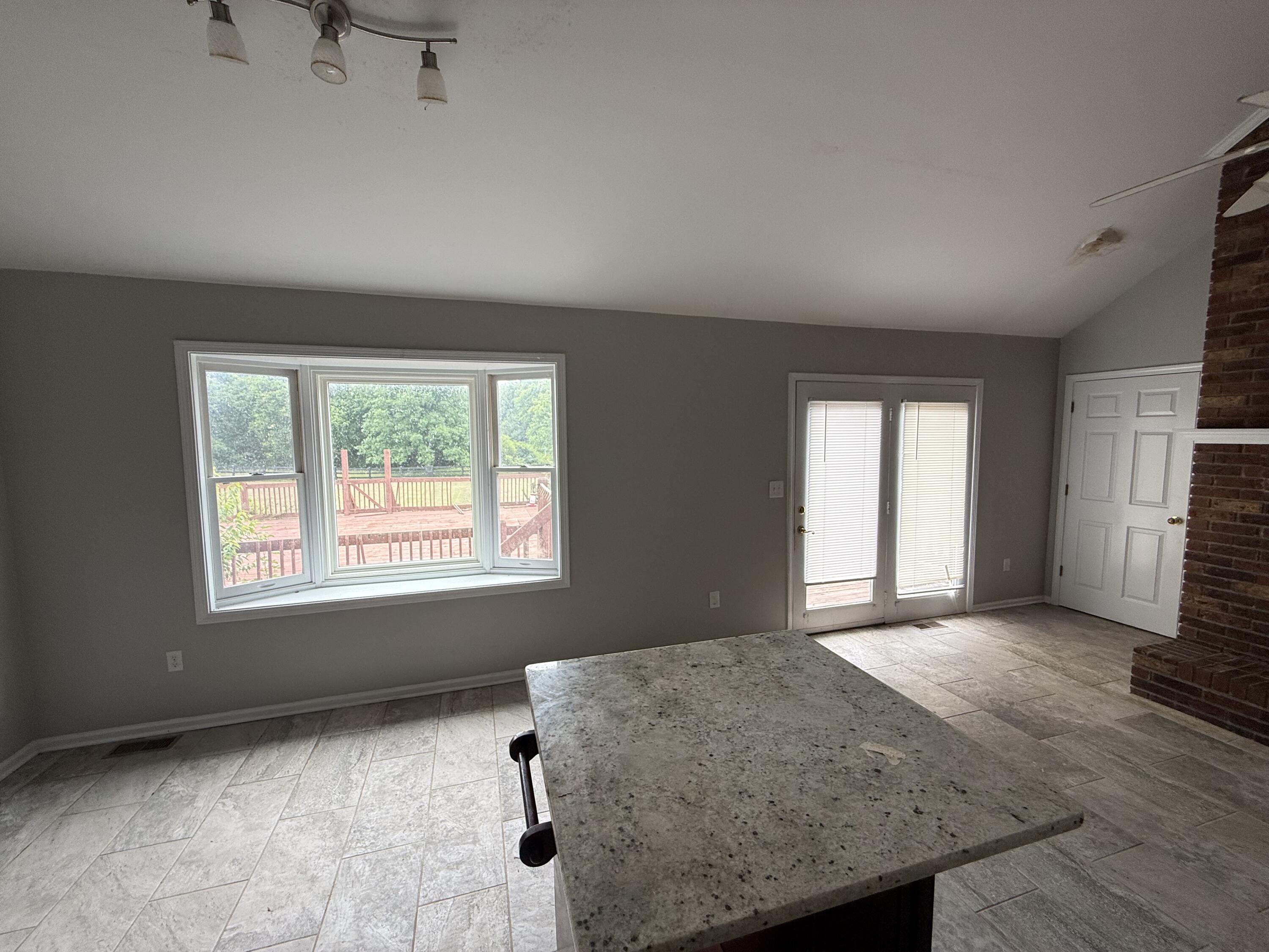 1109 Mitchell Lane Property Photo 17