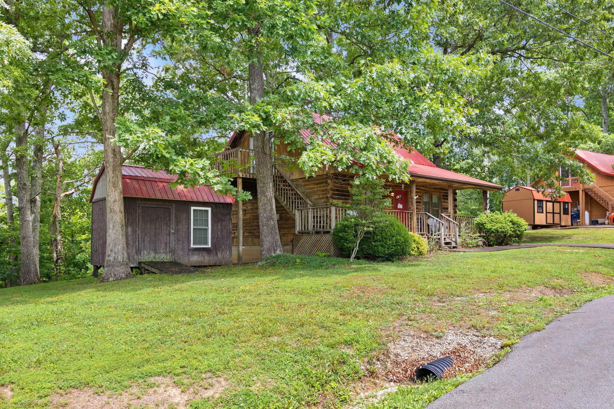 96 Vicki Street Property Photo 2