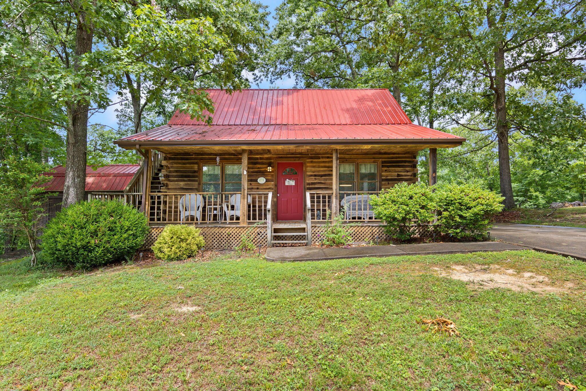 96 Vicki Street Property Photo 4