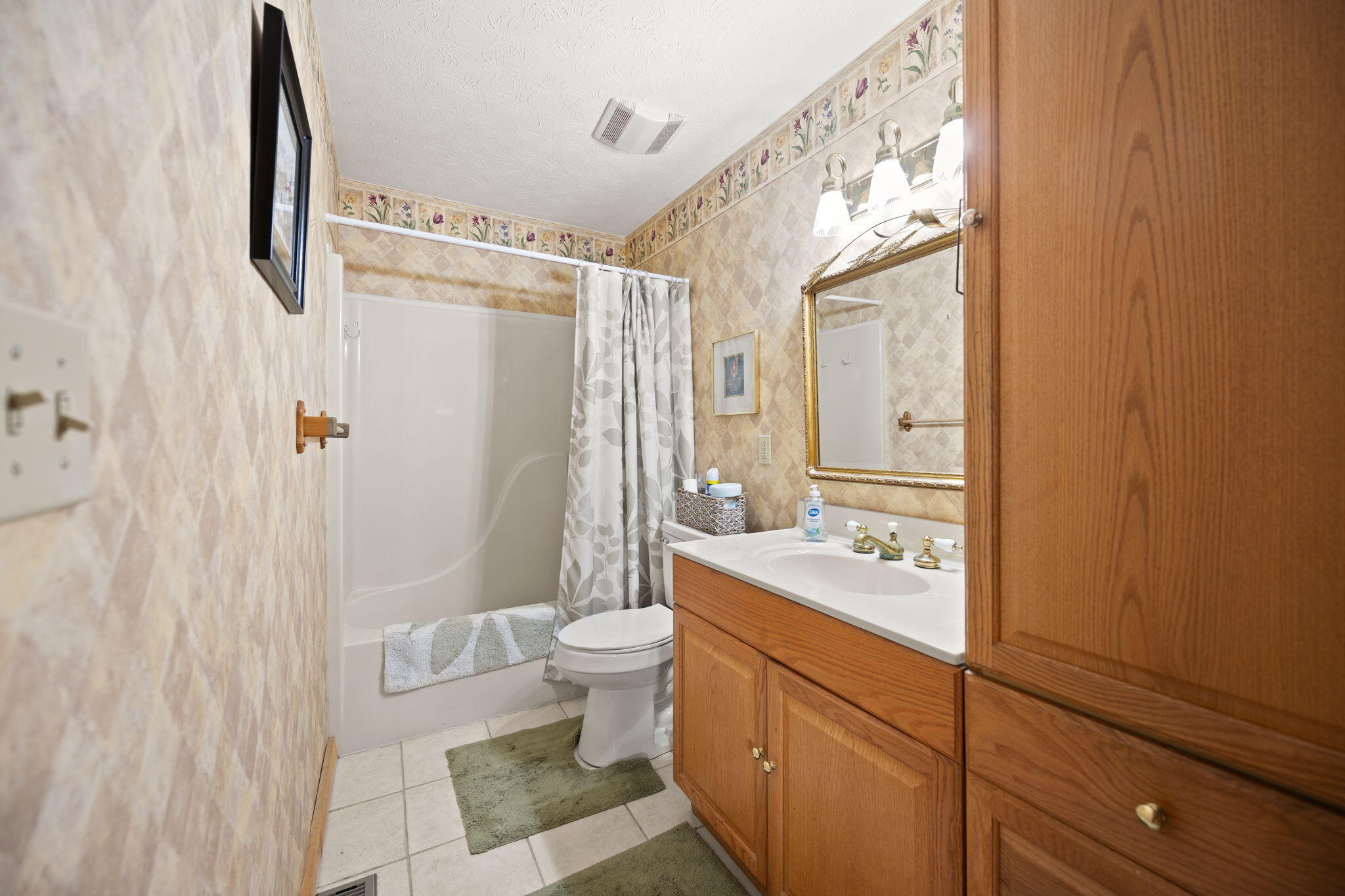 96 Vicki Street Property Photo 27