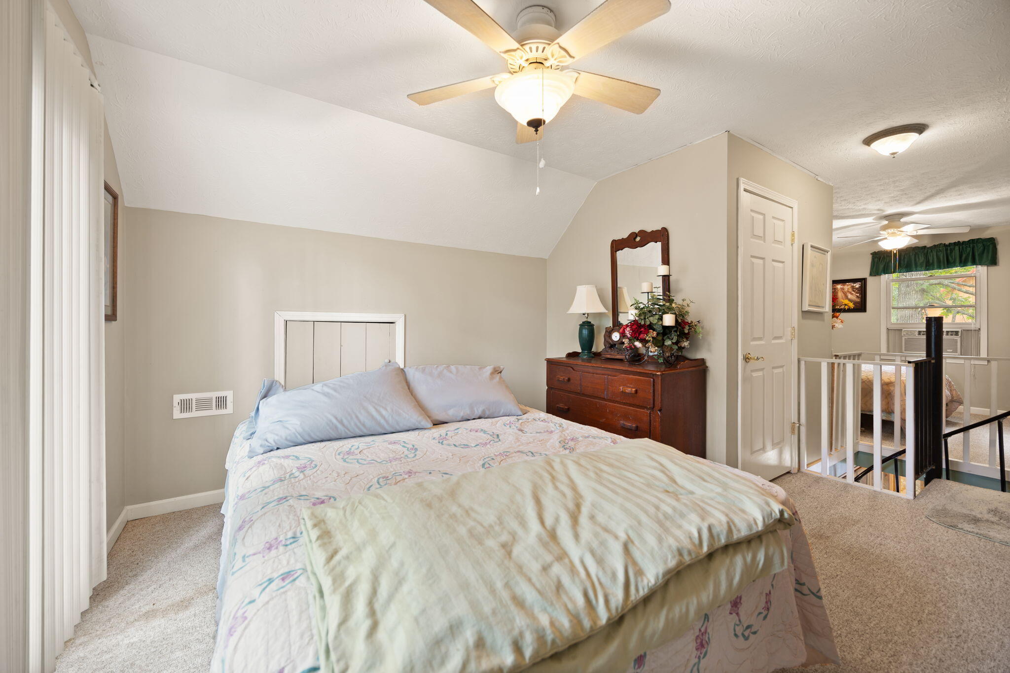96 Vicki Street Property Photo 36