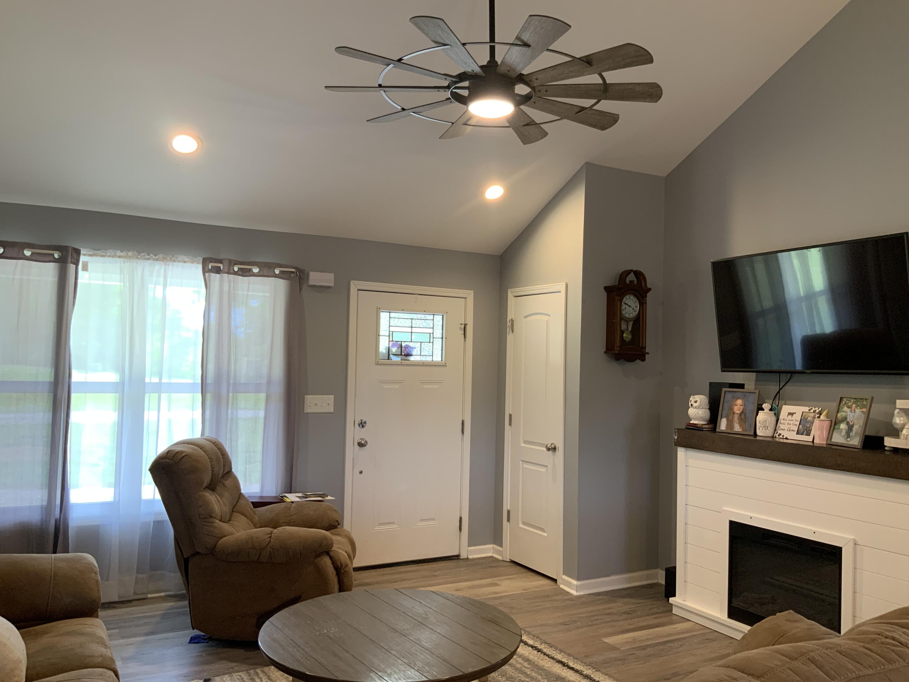 1160 Dennis Road Property Photo 7