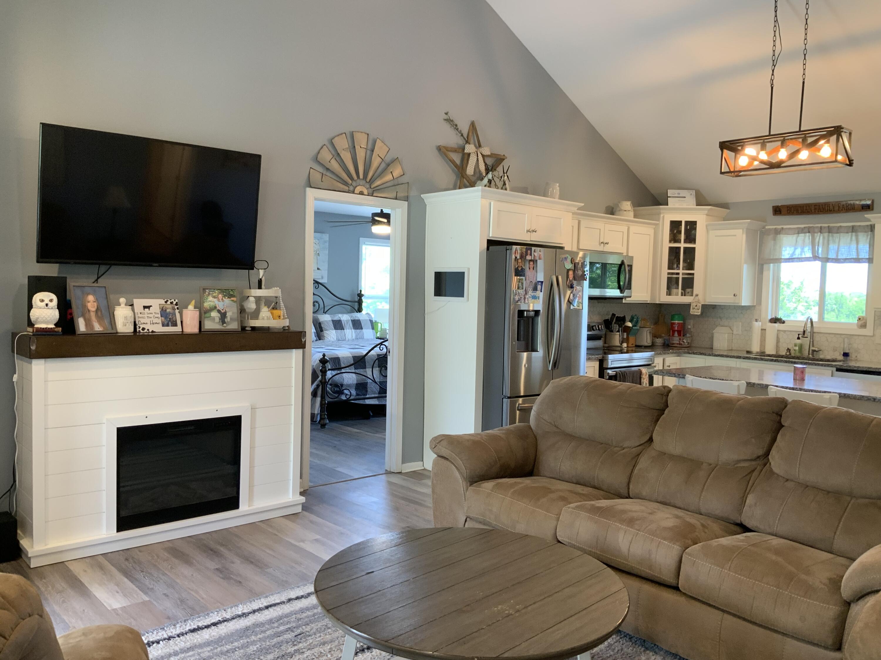 1160 Dennis Road Property Photo 8
