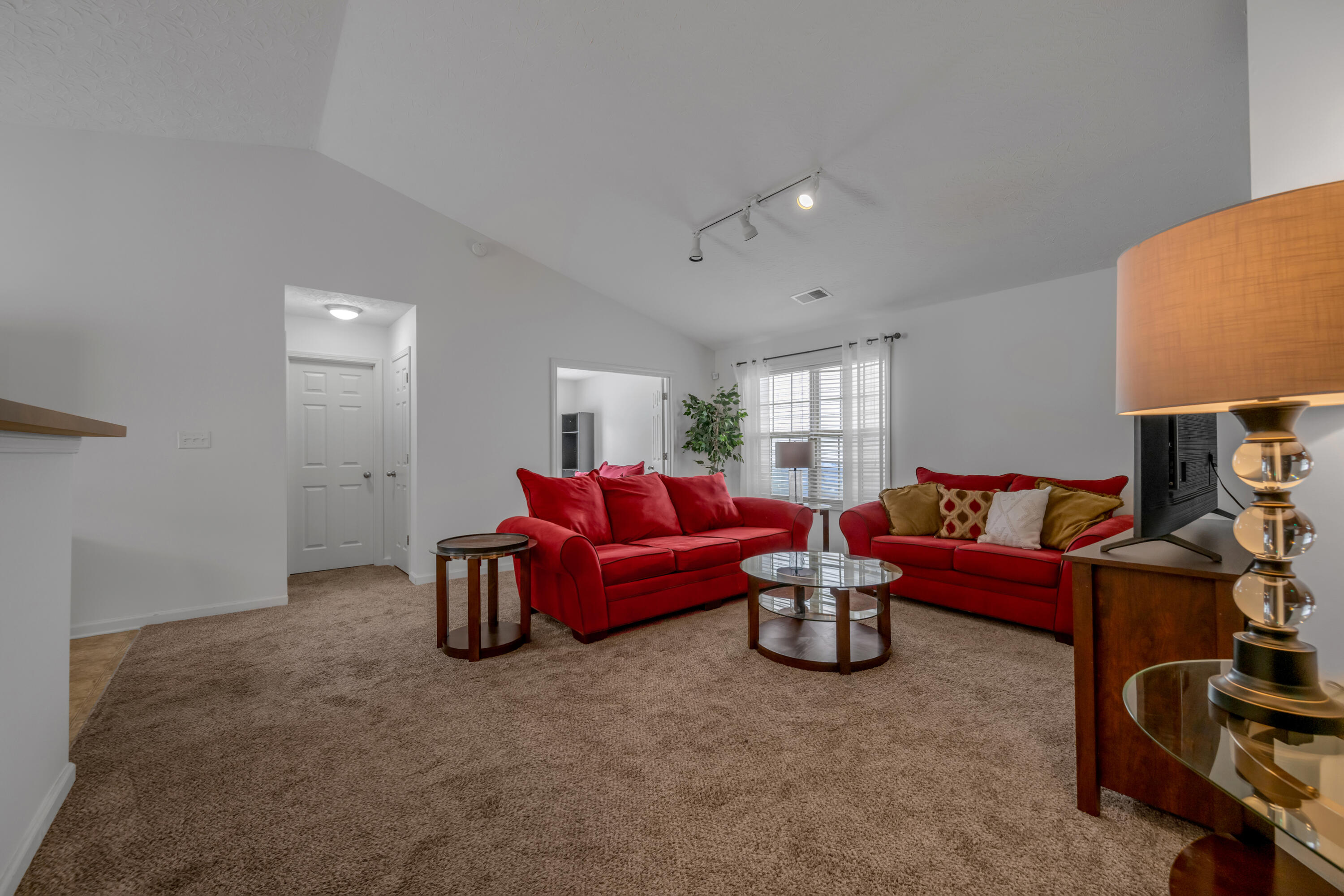 944 Winding Oak Trail Property Photo 4