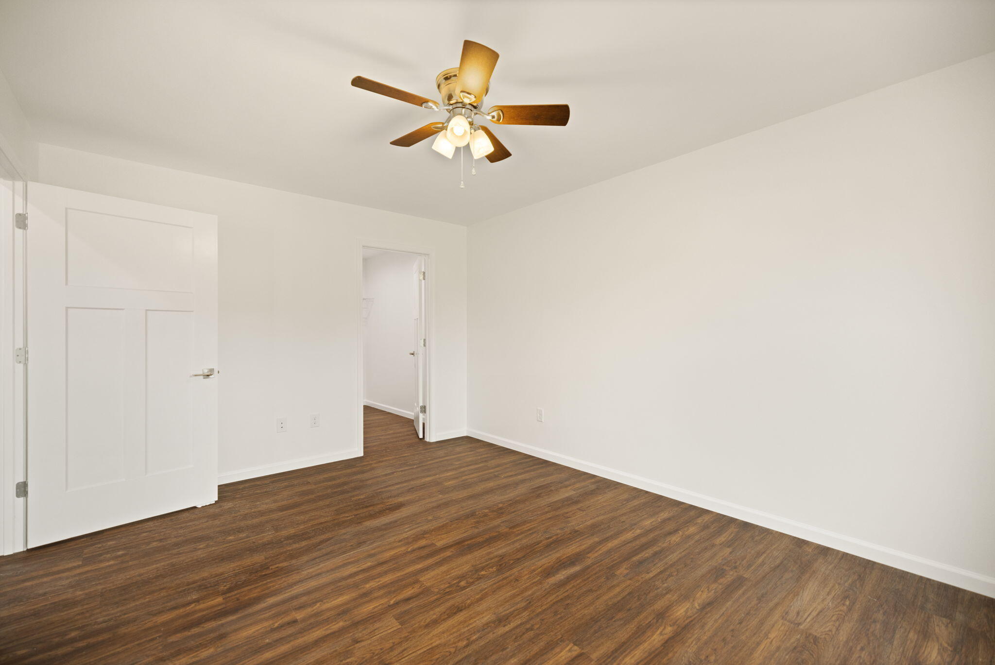 405 Drake Drive Property Photo 5