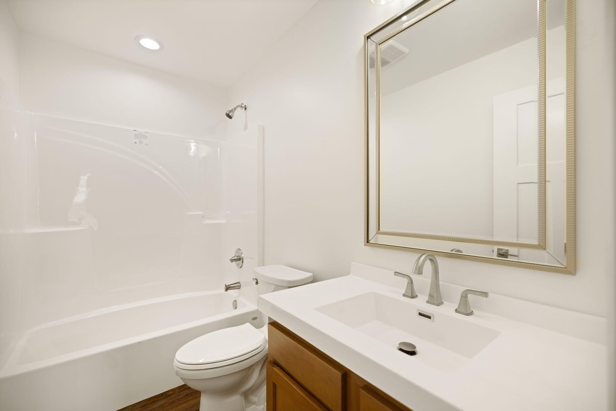 405 Drake Drive Property Photo 6