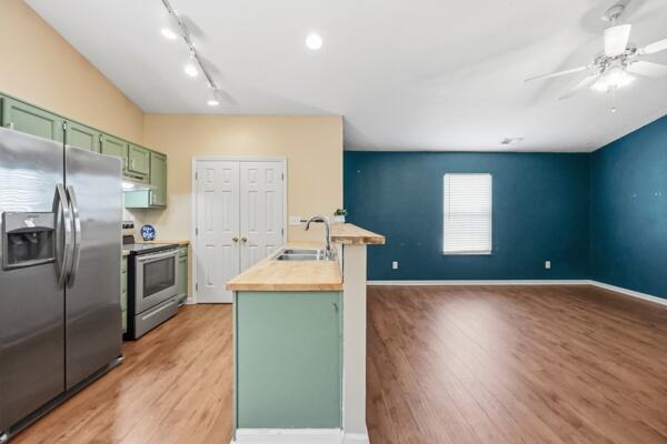 101 Clover Valley Drive Property Photo 12