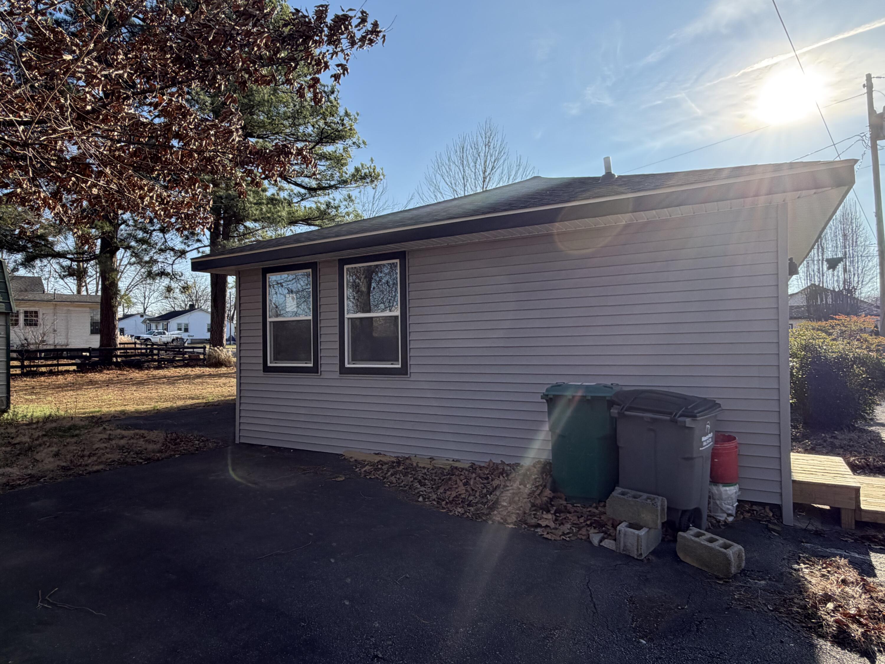 422 Columbus Street Property Photo 4