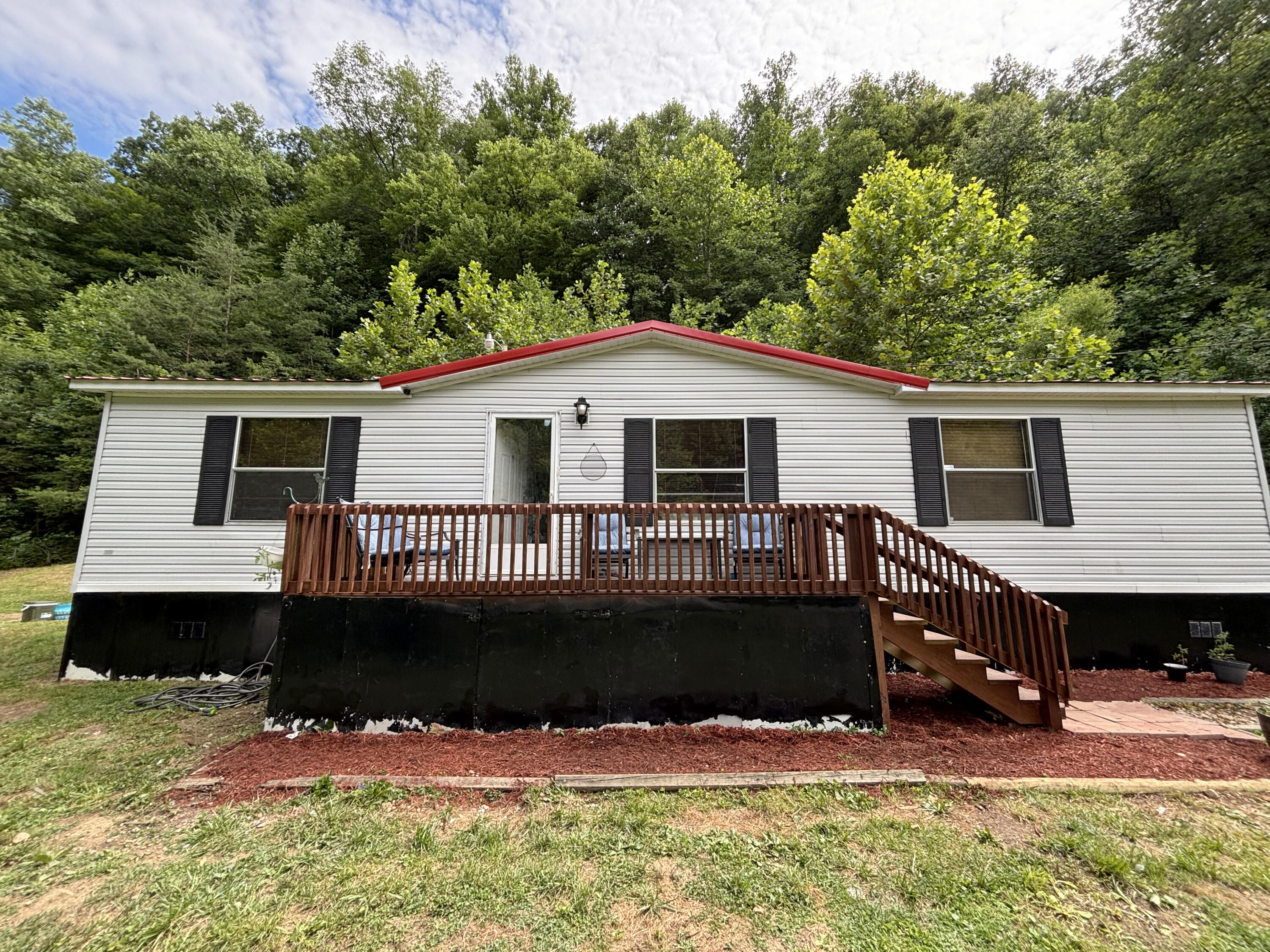 663 Sol Hollow Road Property Photo 1
